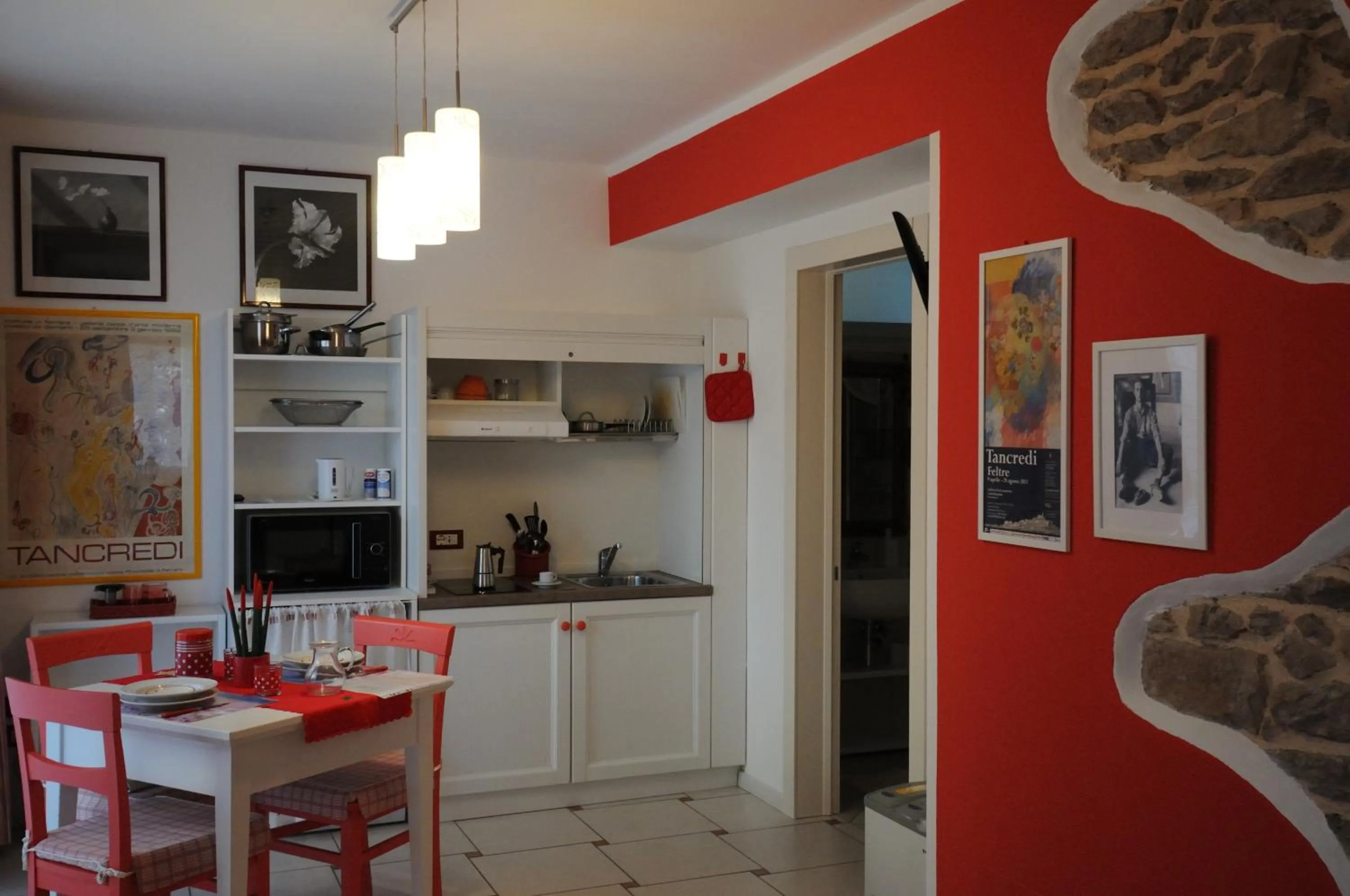 Kitchen or kitchenette in Casa Novecento "Rooms & apartments"