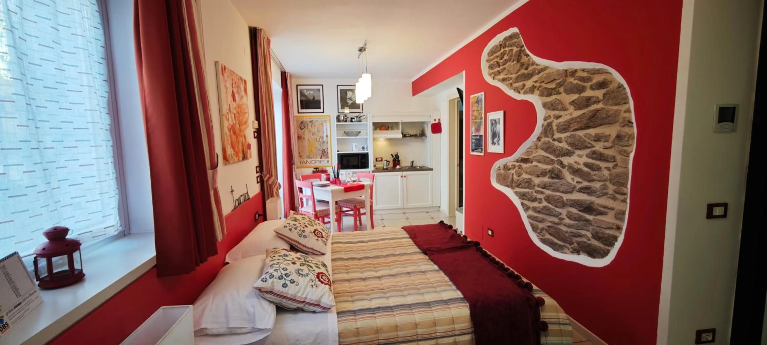 Kitchen or kitchenette, Bed in Casa Novecento "Rooms & apartments"