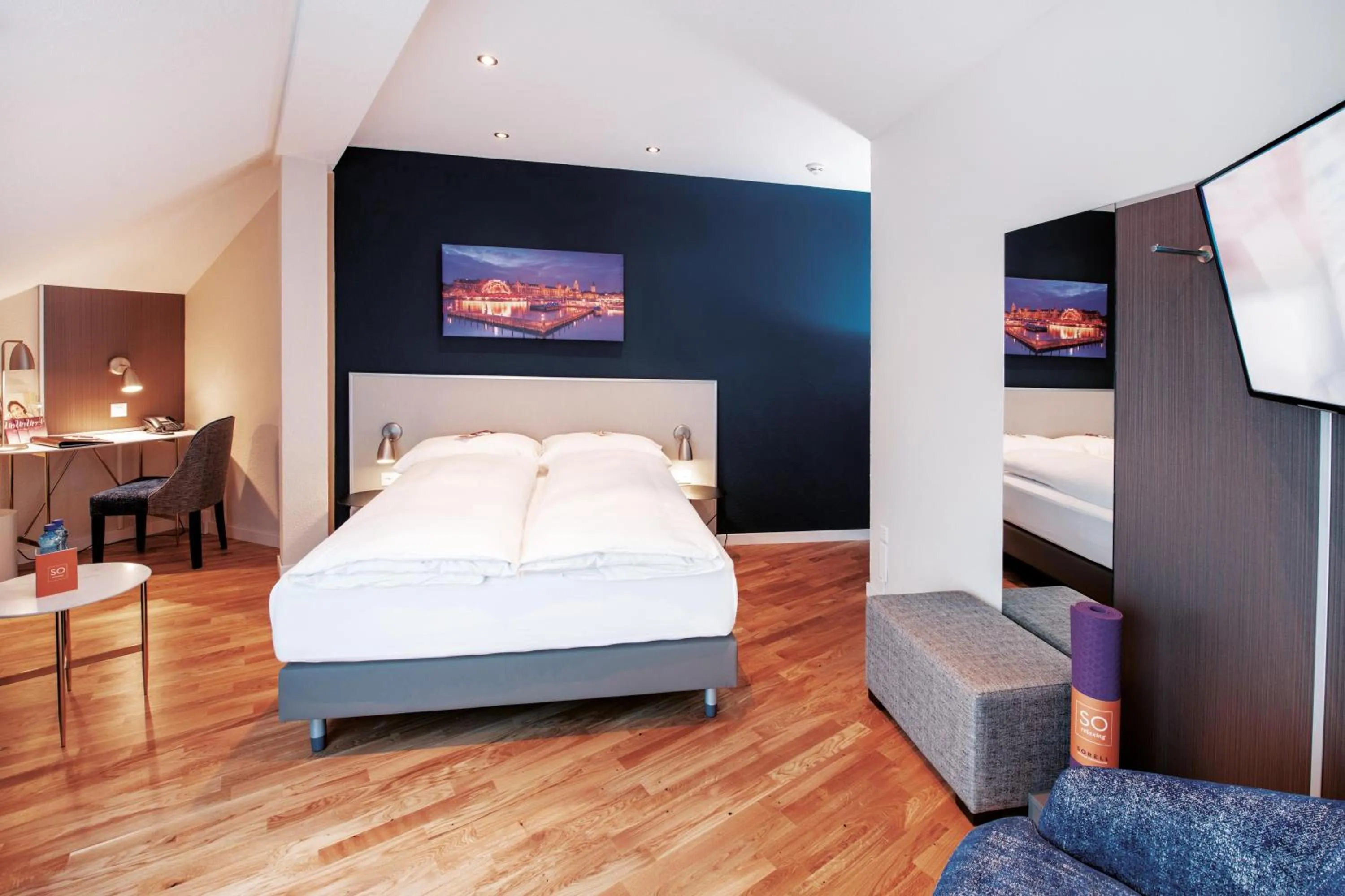 Bed in Sorell Hotel Rex Zürich