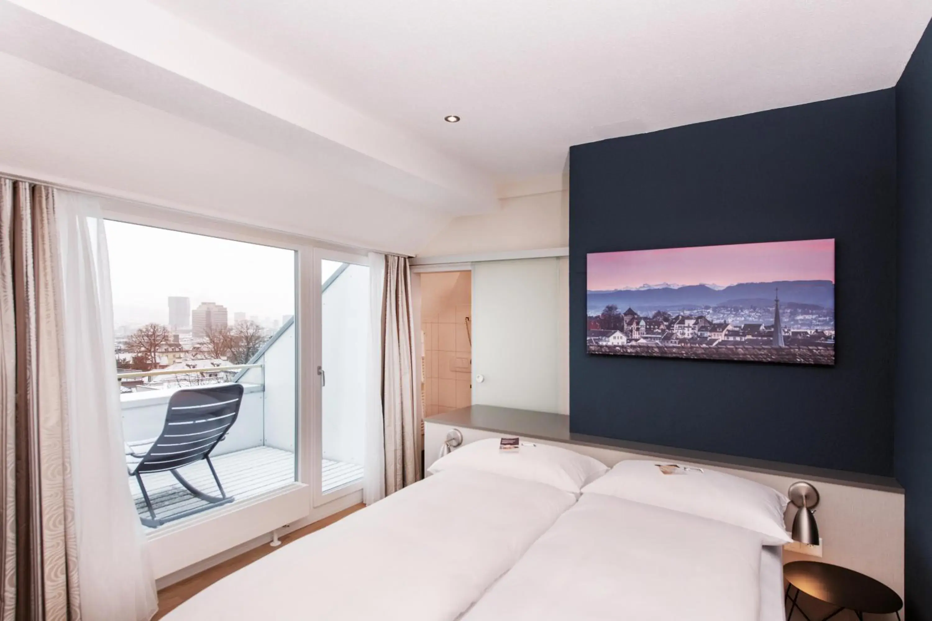 Bed in Sorell Hotel Rex Zürich Bed in Sorell Hotel Rex Zürich