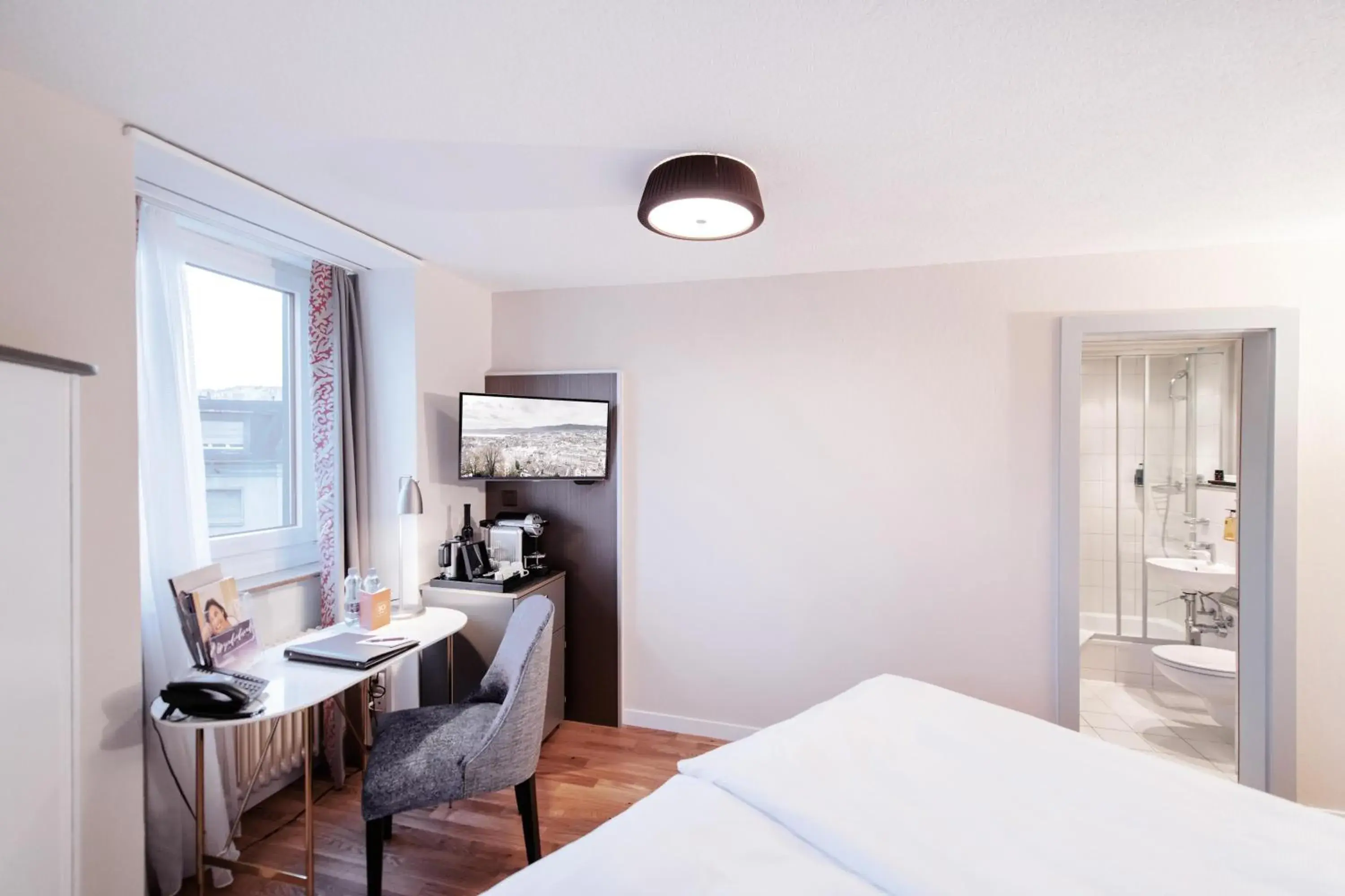 Bed in Sorell Hotel Rex Zürich Bed in Sorell Hotel Rex Zürich