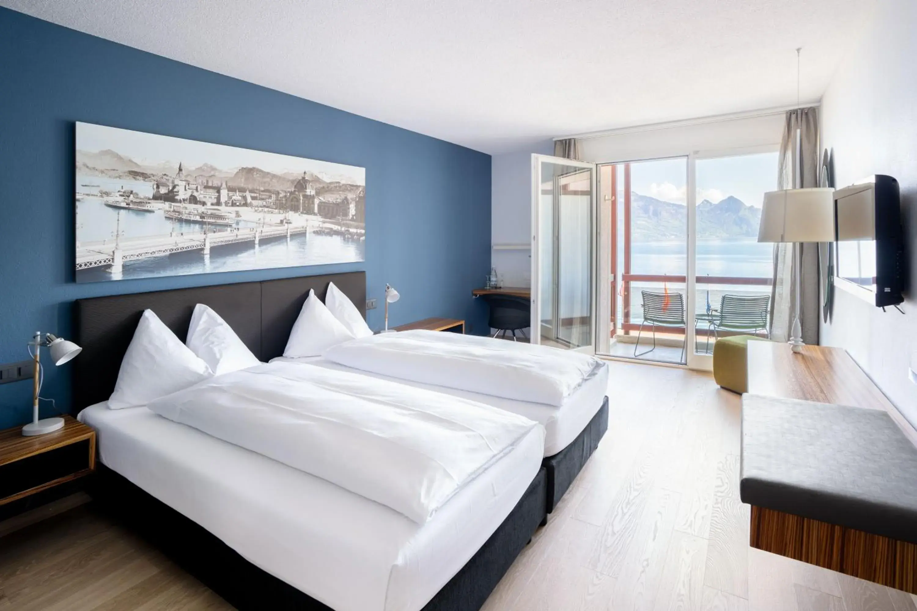 Bed in Seehotel Kastanienbaum Bed in Seehotel Kastanienbaum