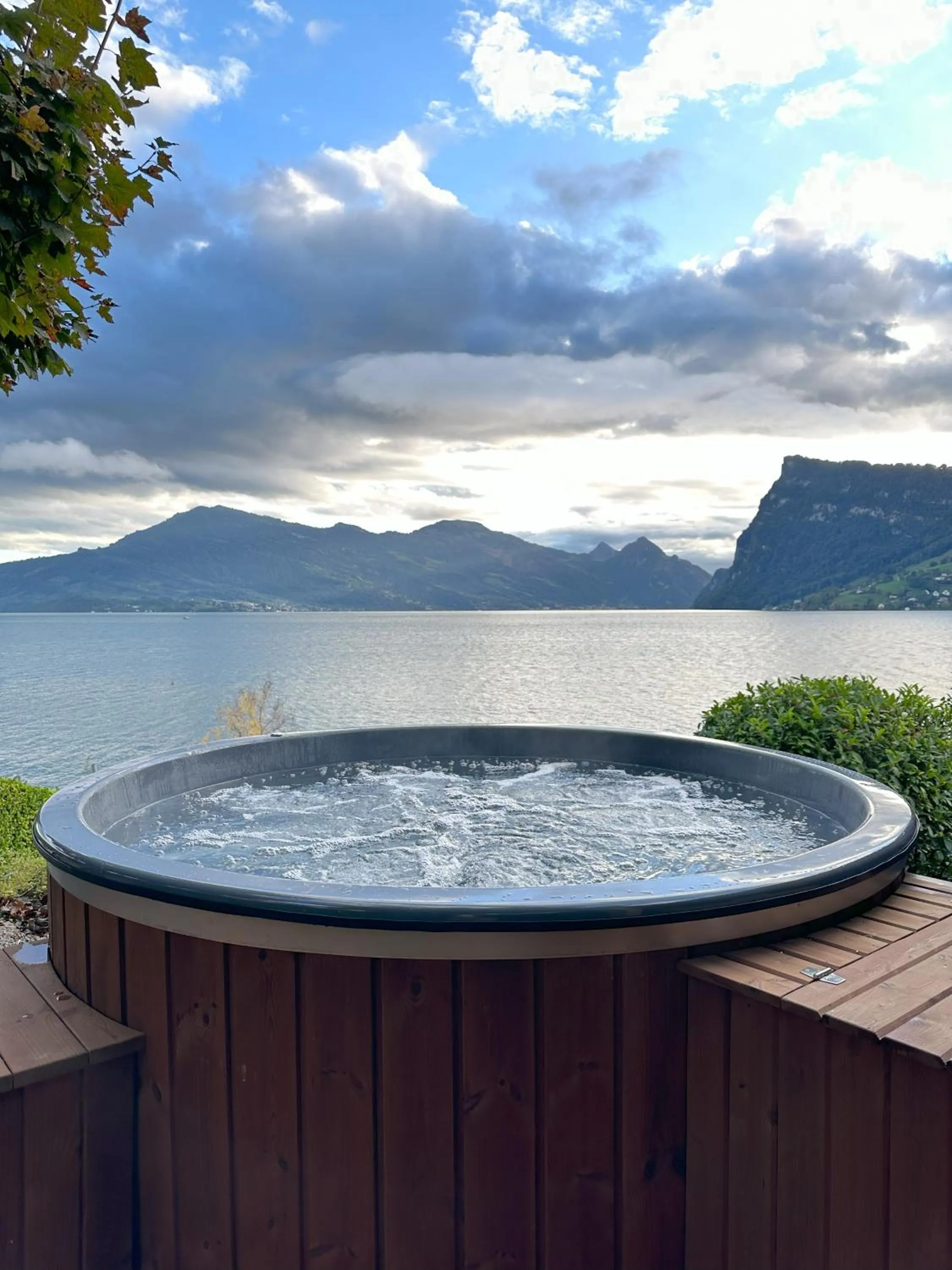 Hot Tub in Seehotel Kastanienbaum