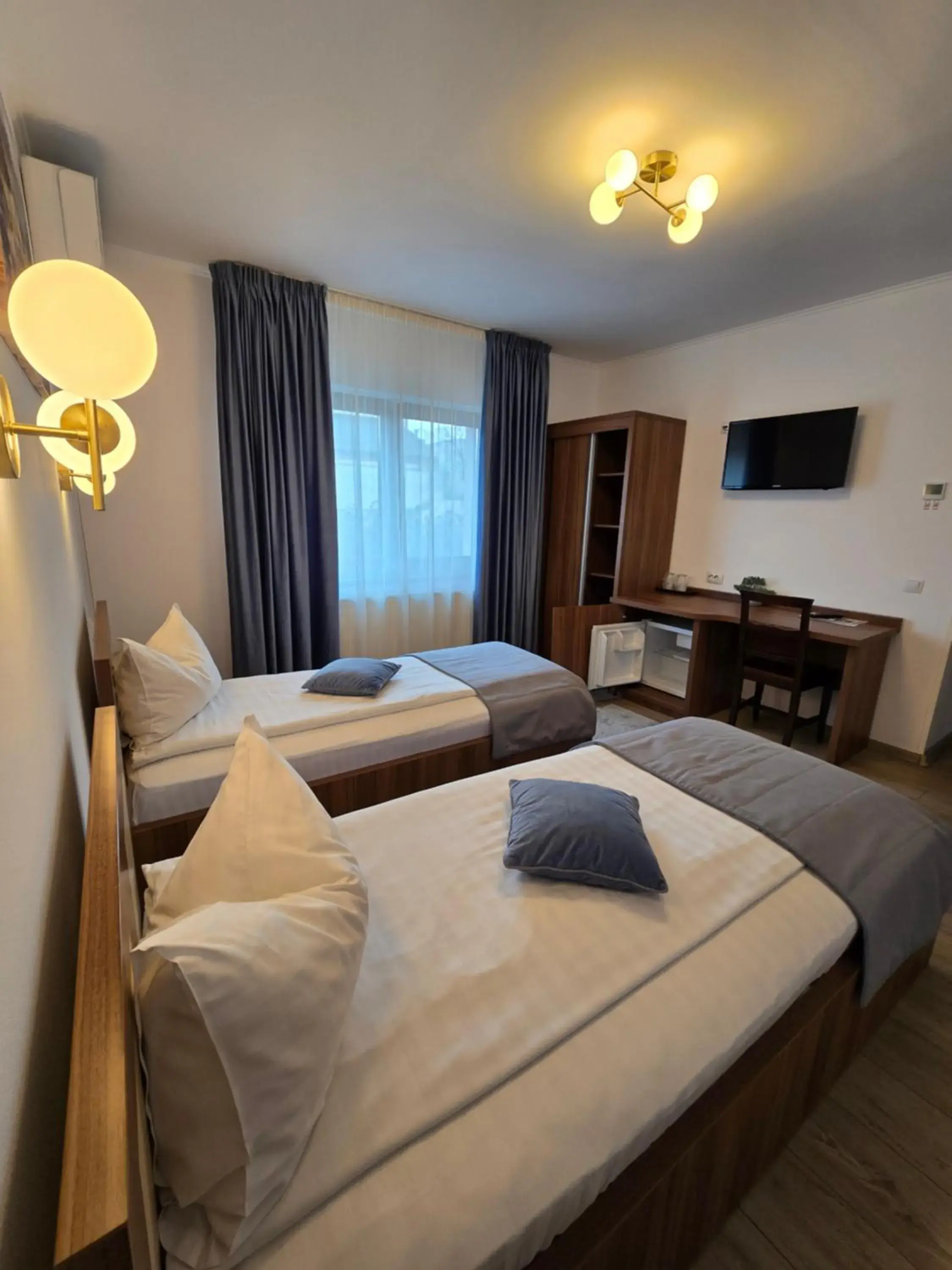 Twin Room in Pensiunea Transilvania Twin Room in Pensiunea Transilvania