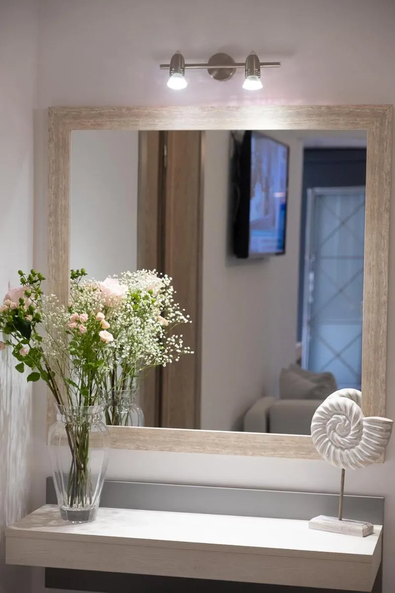 Serenity Luxe Suites