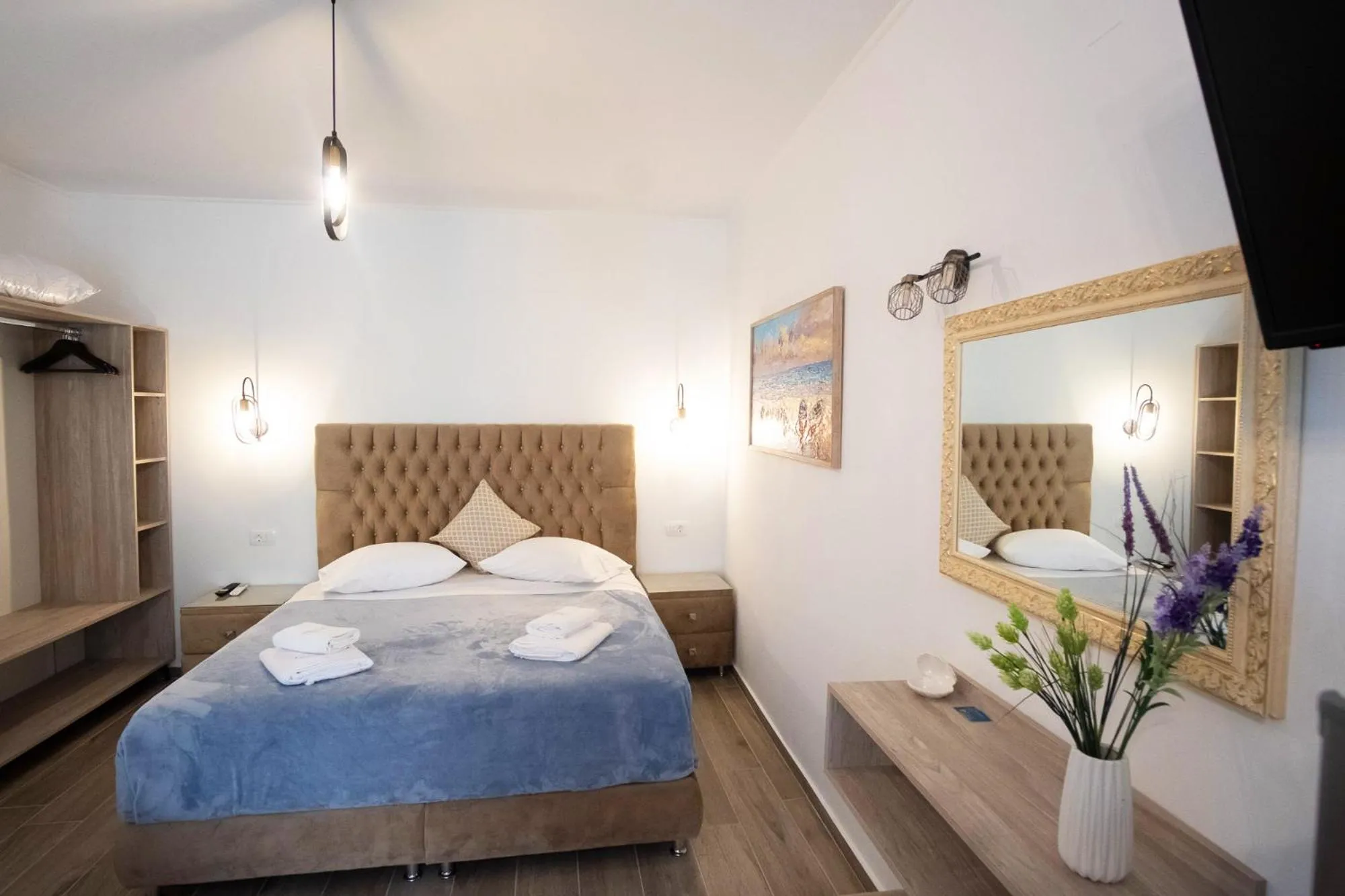 Bed in Serenity Luxe Suites