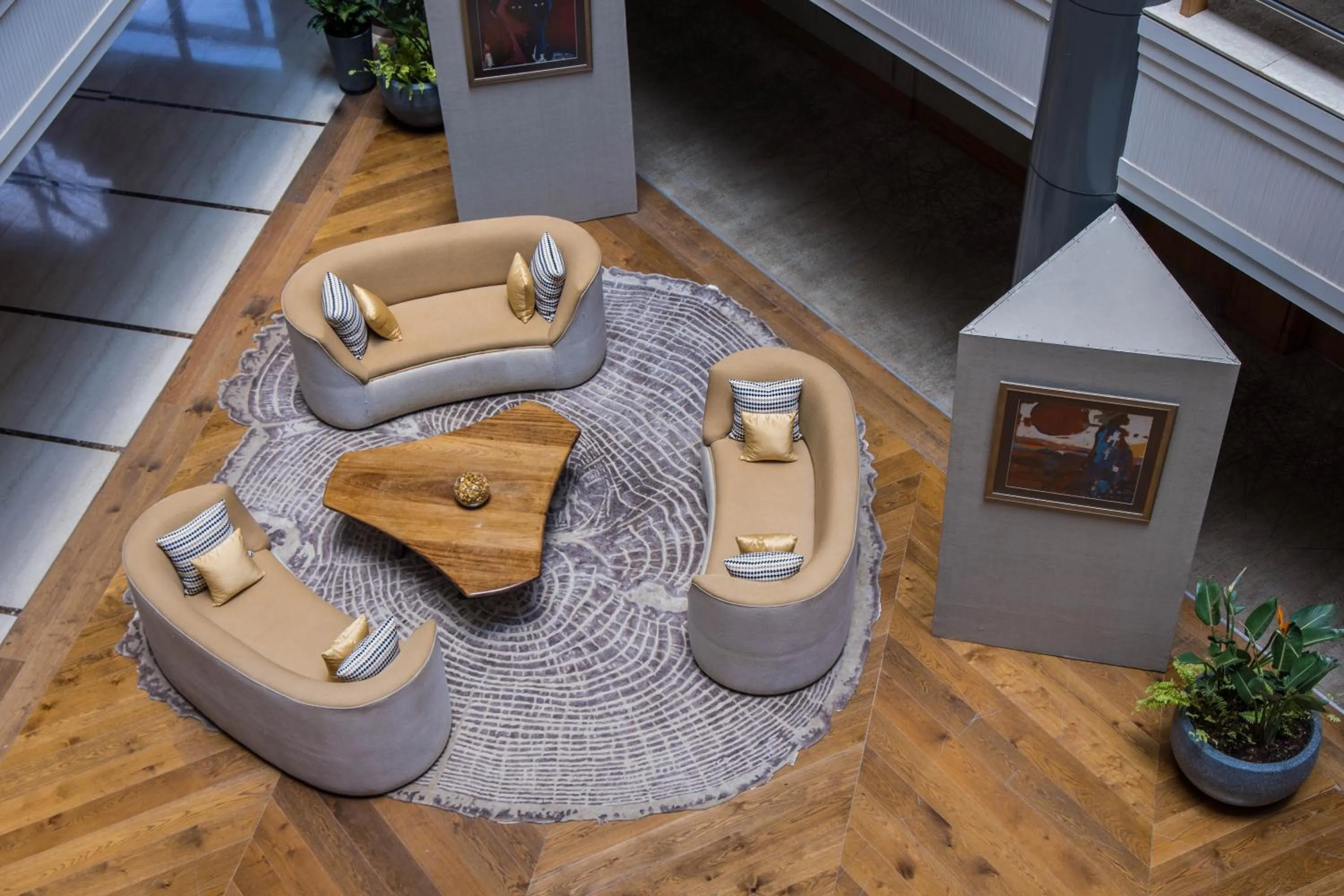 sunbed in Sankara Nairobi, Autograph Collection