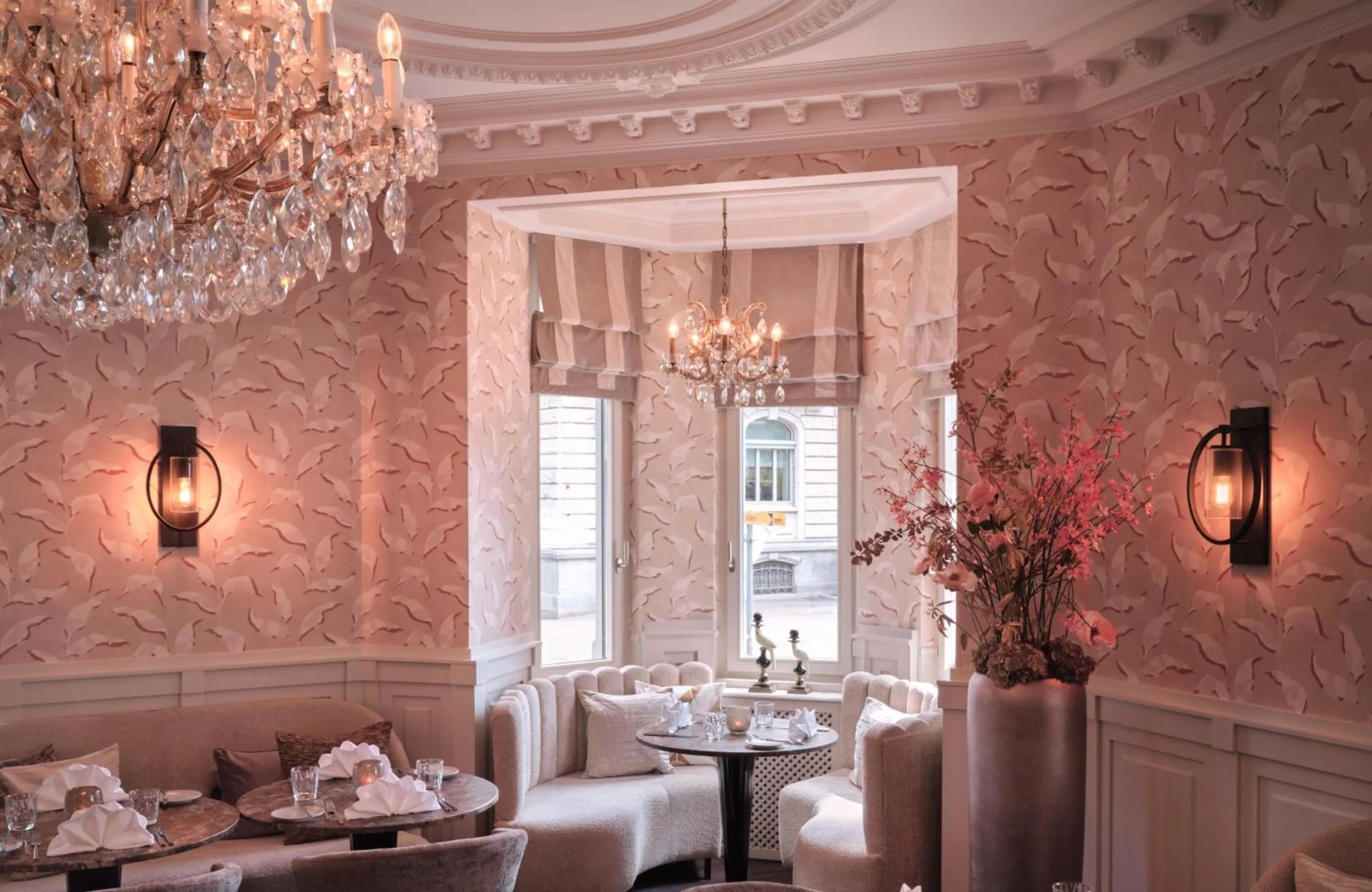 Lounge or bar in Hotel Alden Splügenschloss Zürich - Leonardo Limited Edition