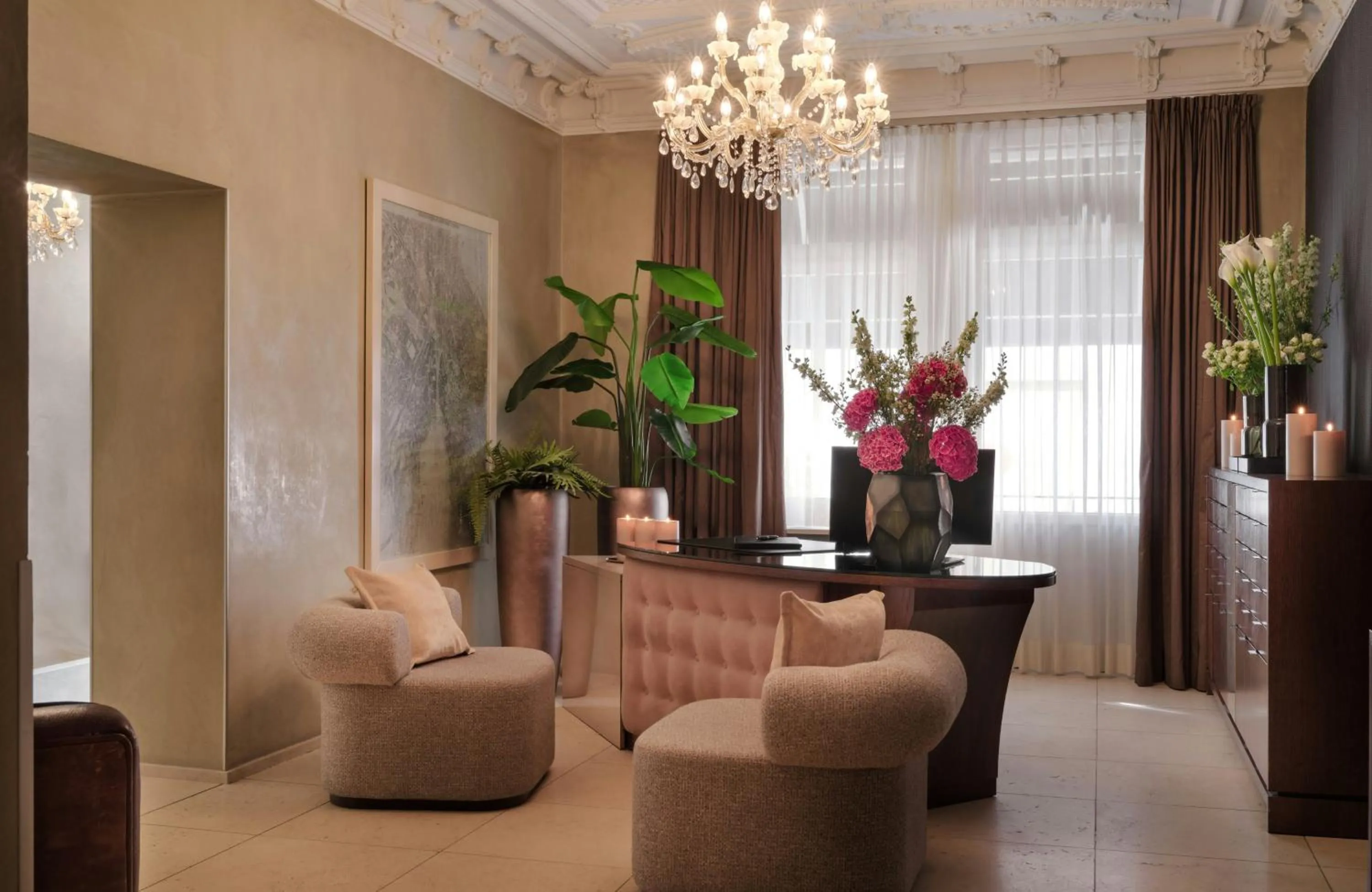 Lobby or reception in Hotel Alden Splügenschloss Zürich - Leonardo Limited Edition