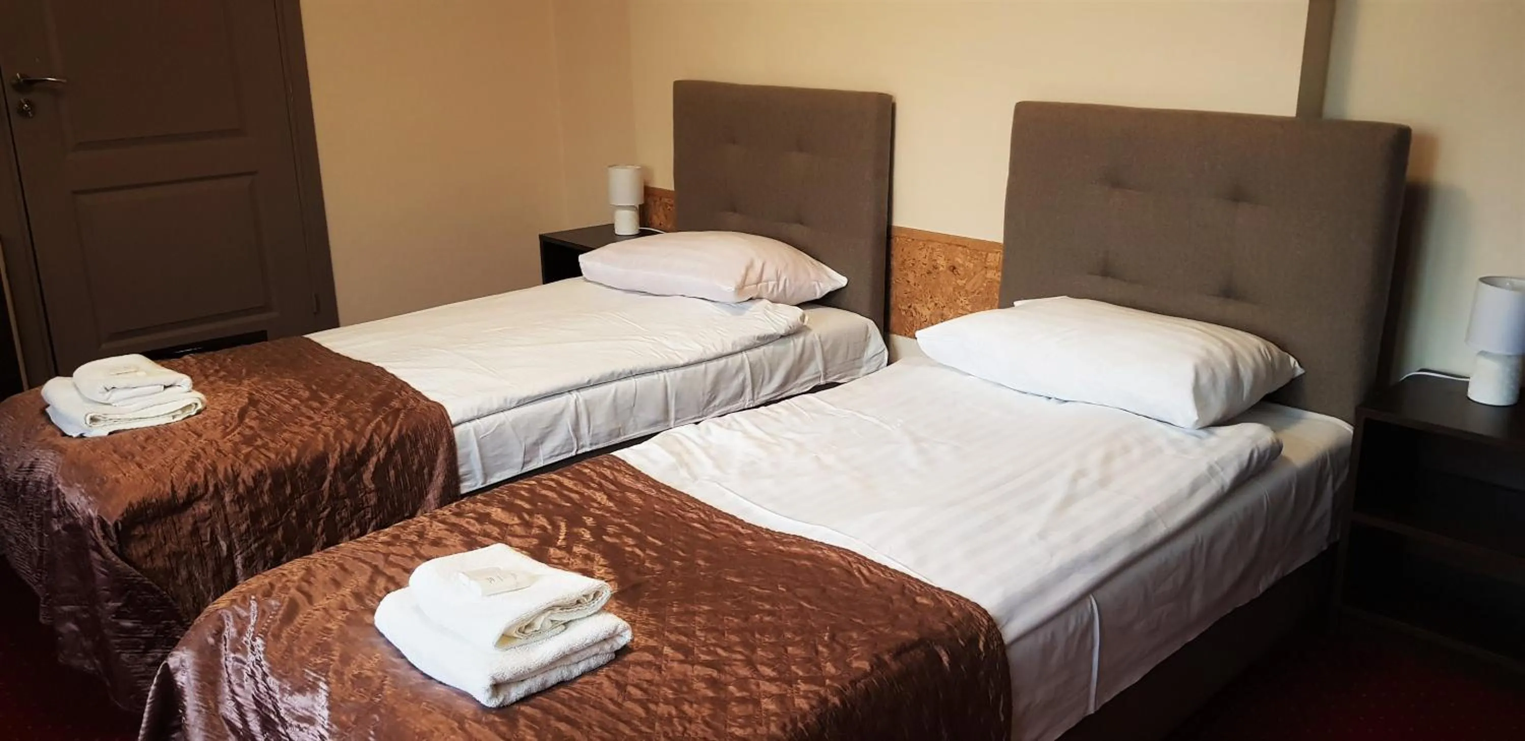 Bed in Harmonia