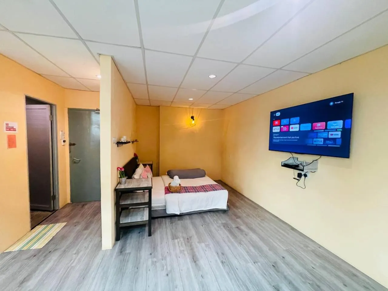 Bed in Loft Pals Urbanstay Lodge, Kapit