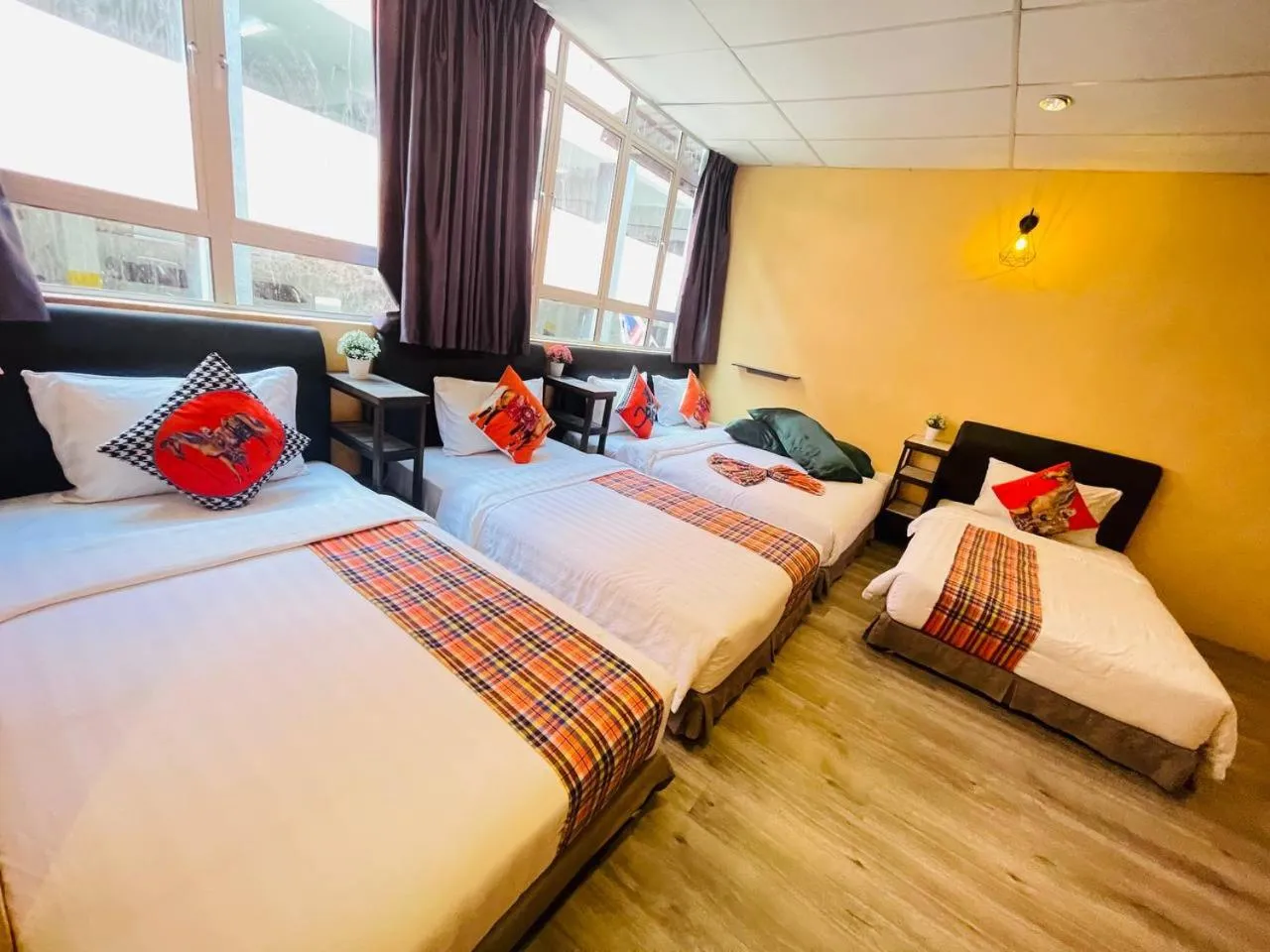 Bed in Loft Pals Urbanstay Lodge, Kapit