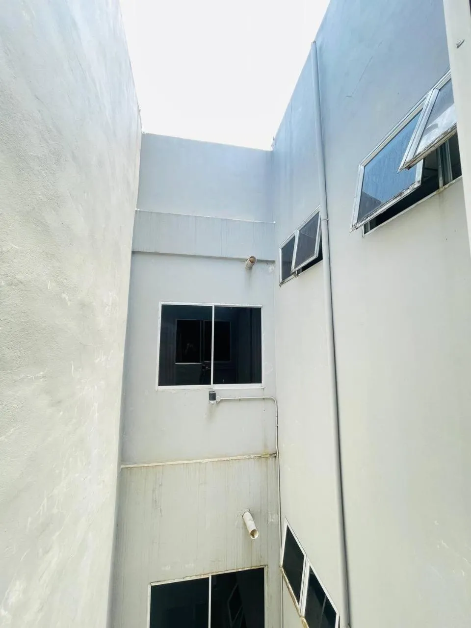 Loft Pals Urbanstay Lodge, Kapit