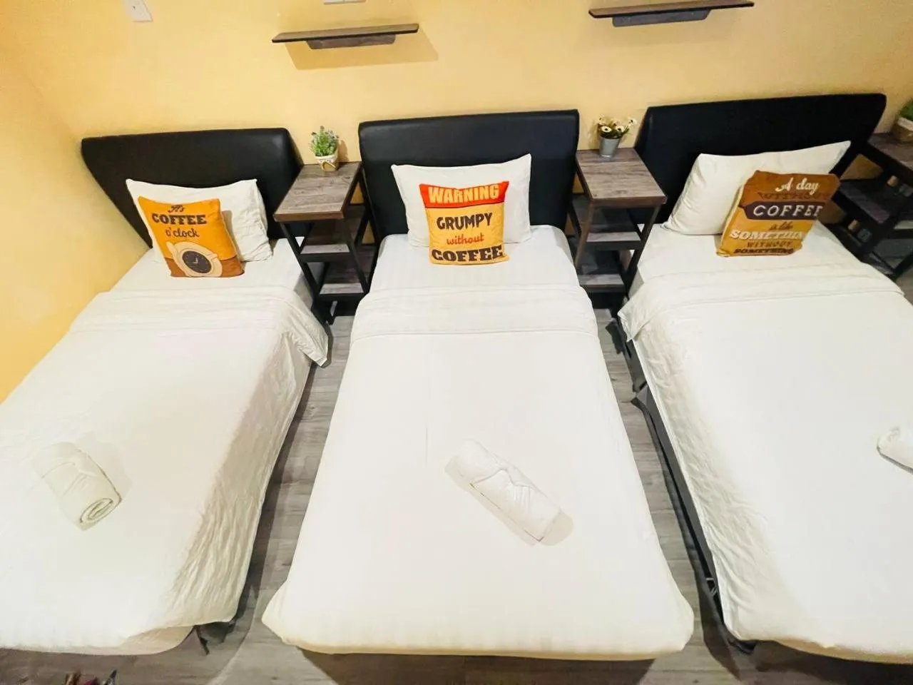 Bed in Loft Pals Urbanstay Lodge, Kapit