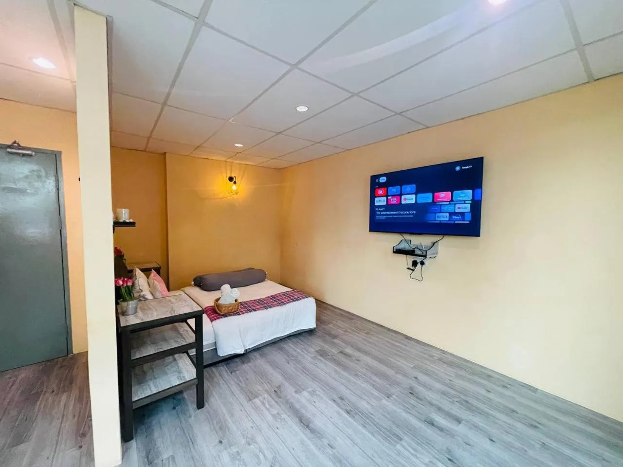 Bed in Loft Pals Urbanstay Lodge, Kapit