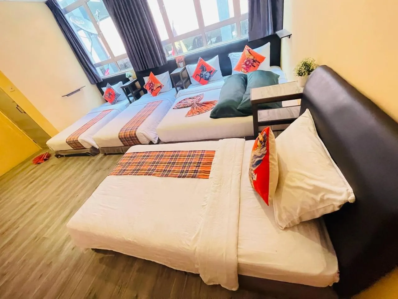 Bed in Loft Pals Urbanstay Lodge, Kapit