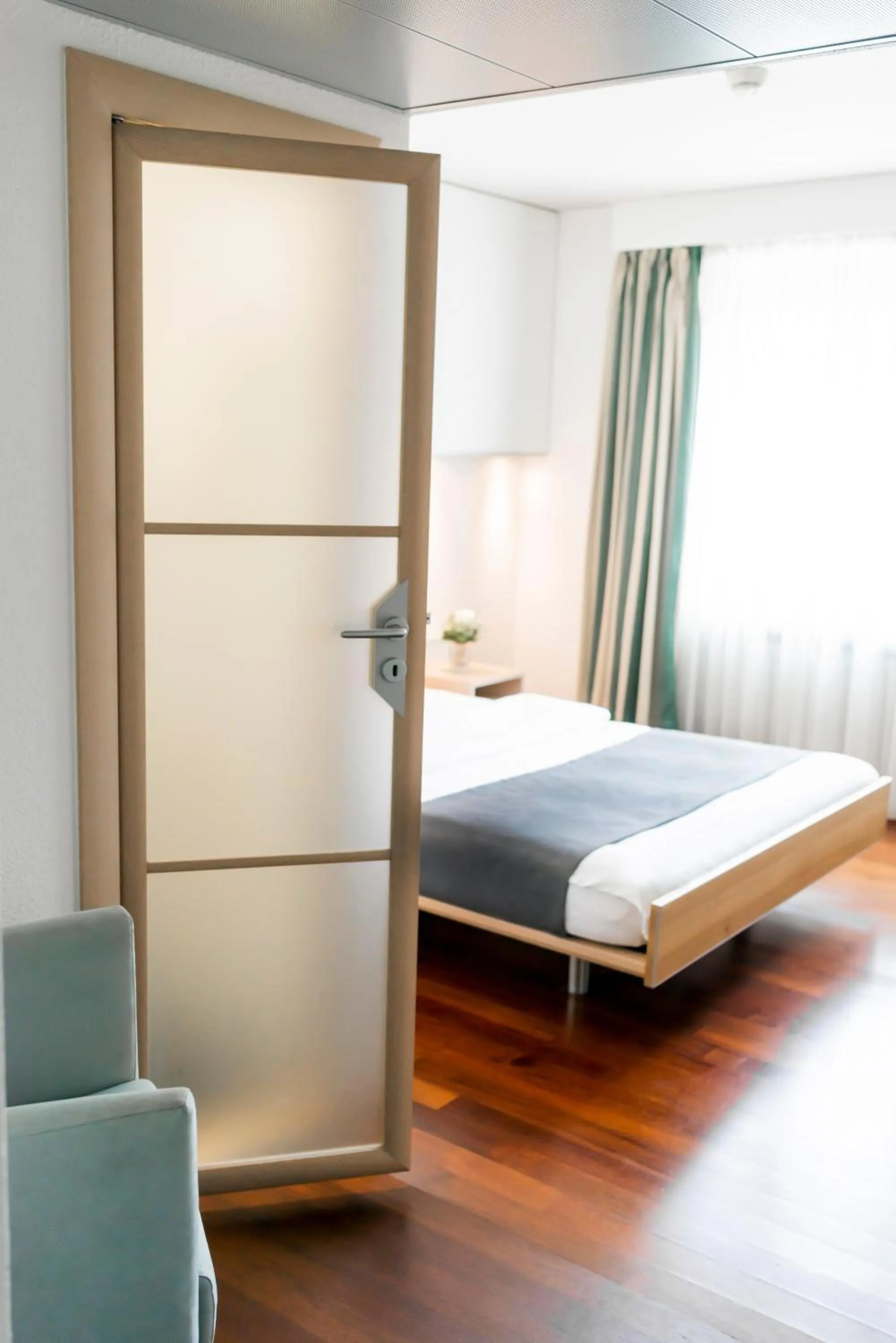 Bed in Hotel Krone Unterstrass