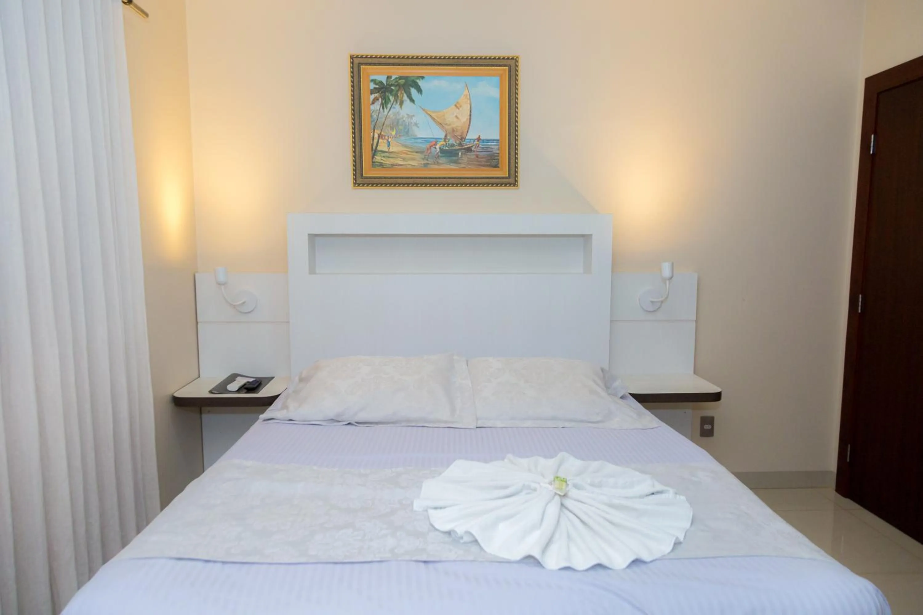 Bedroom, Bed in Hotel Itatiaia