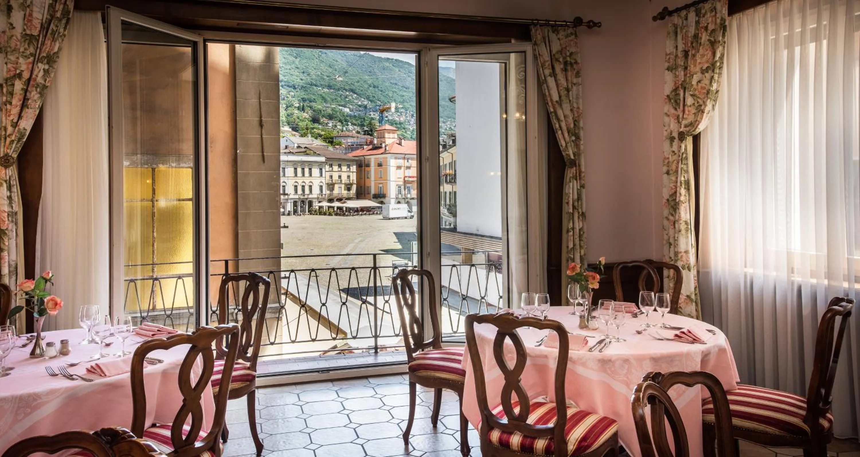 Restaurant/places to eat in Hotel dell'Angelo