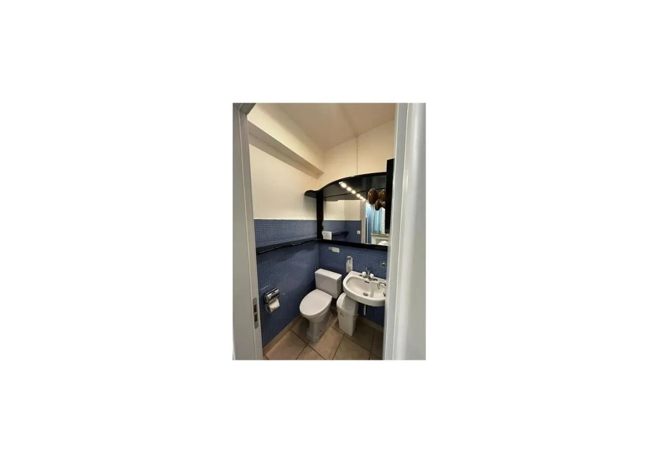 Single Room in Hotel San Carlo