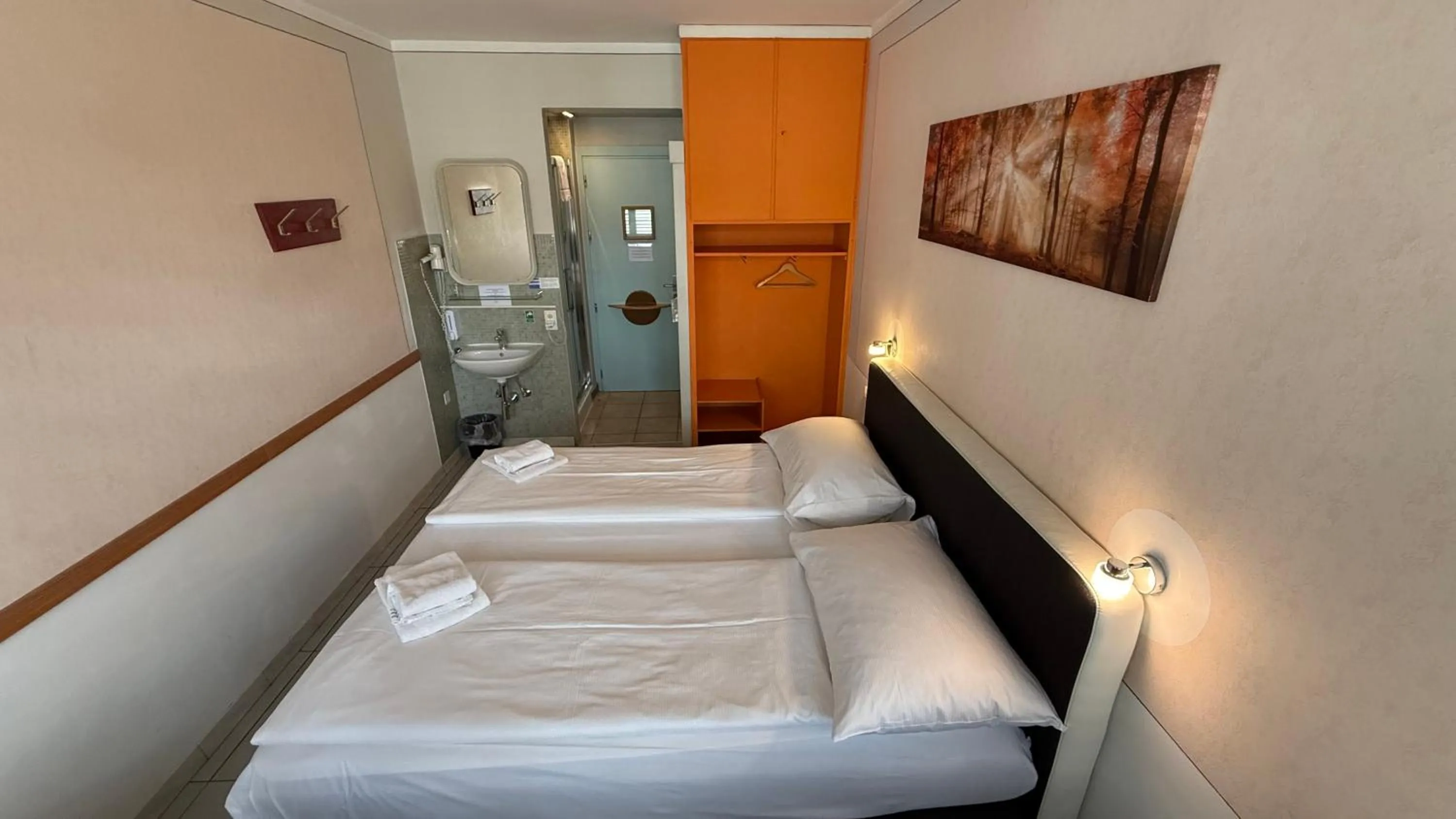 Bed in Hotel San Carlo