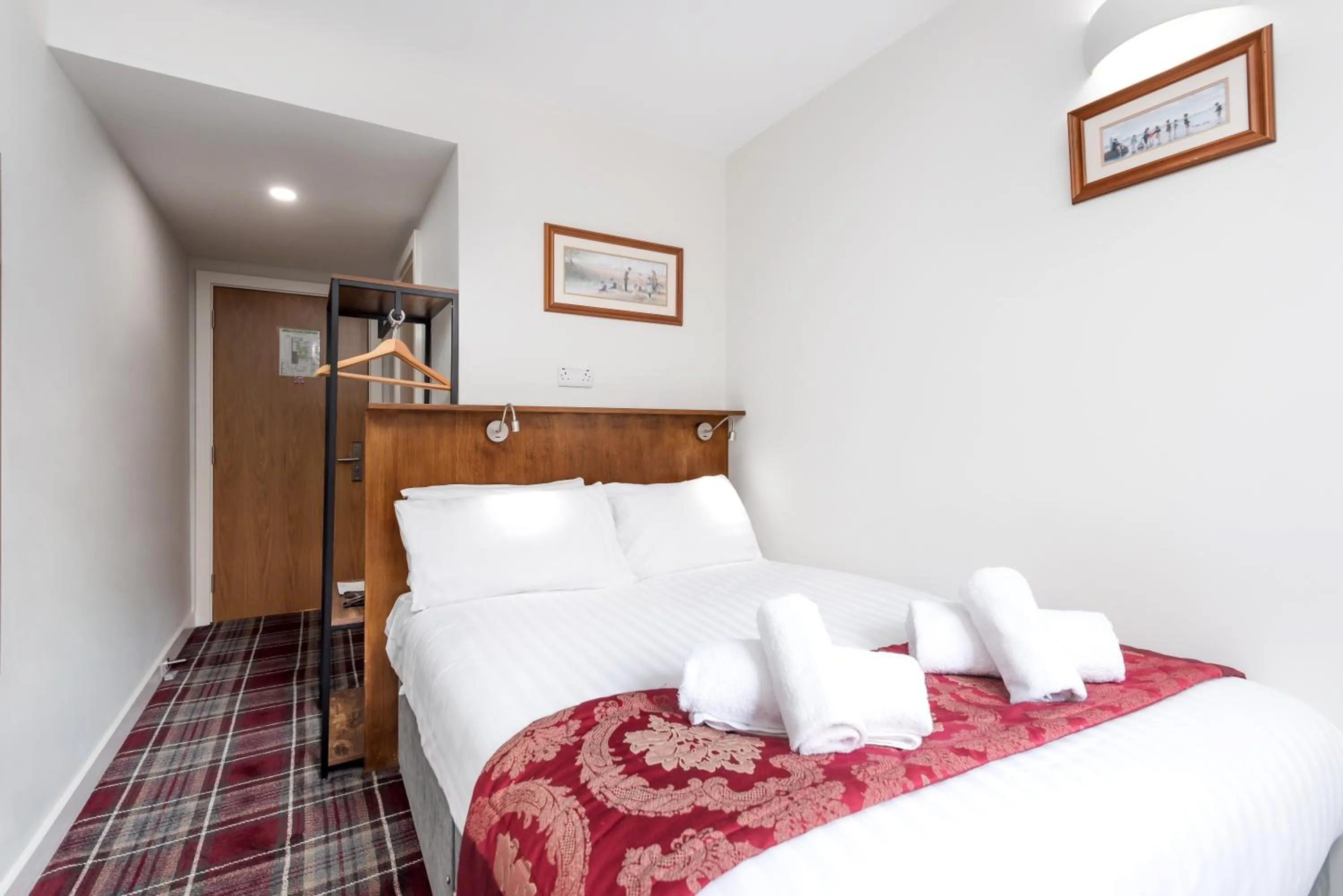 Bedroom, Bed in SMITH PLACE HOTEL