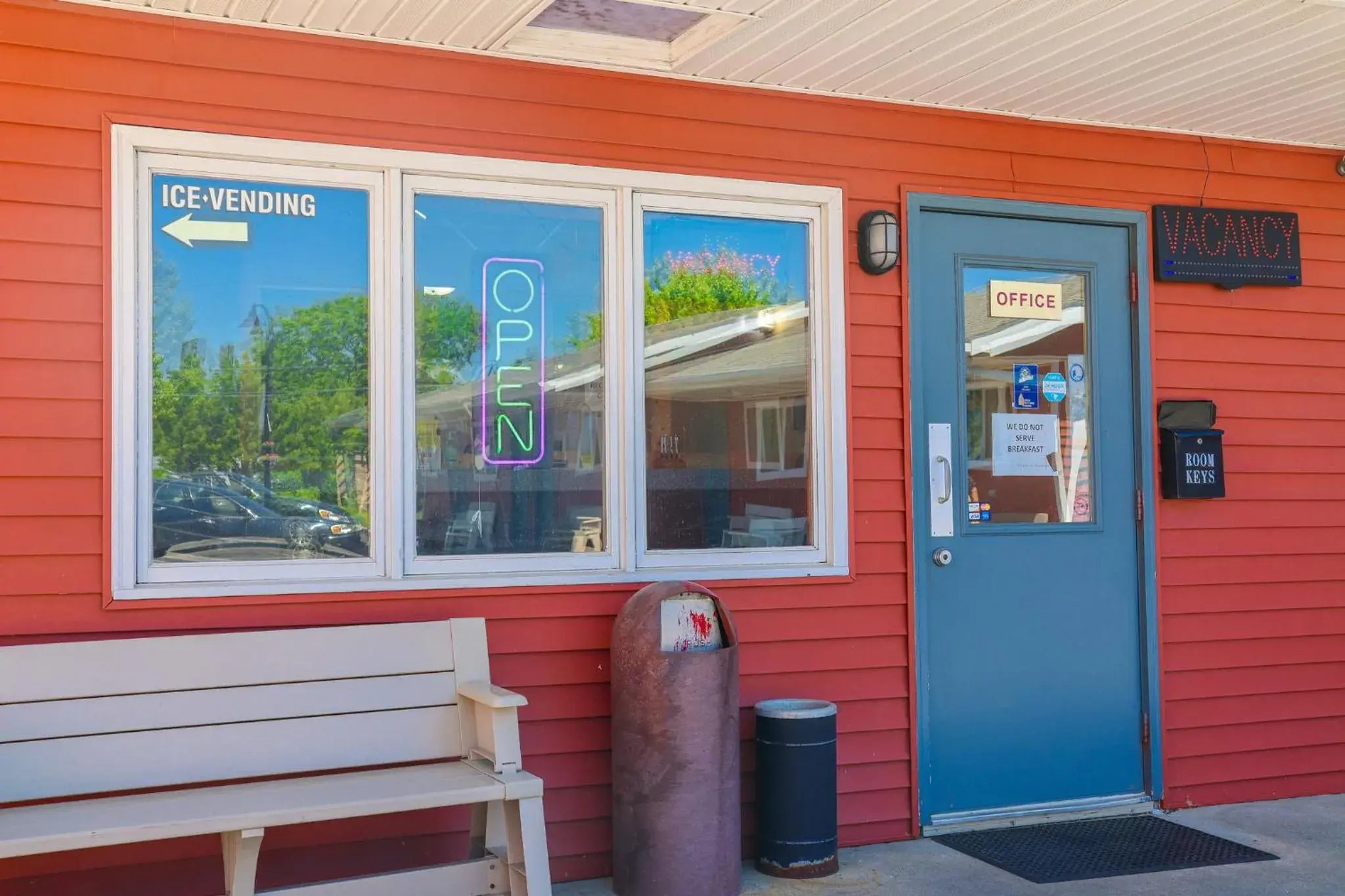 Property building in Chippewa Motel Mount Pleasant Property building in Chippewa Motel Mount Pleasant