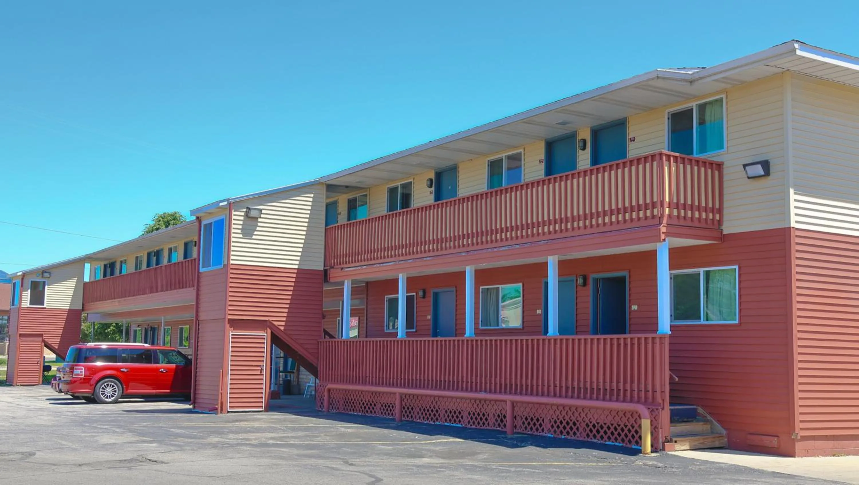 Property building in Chippewa Motel Mount Pleasant