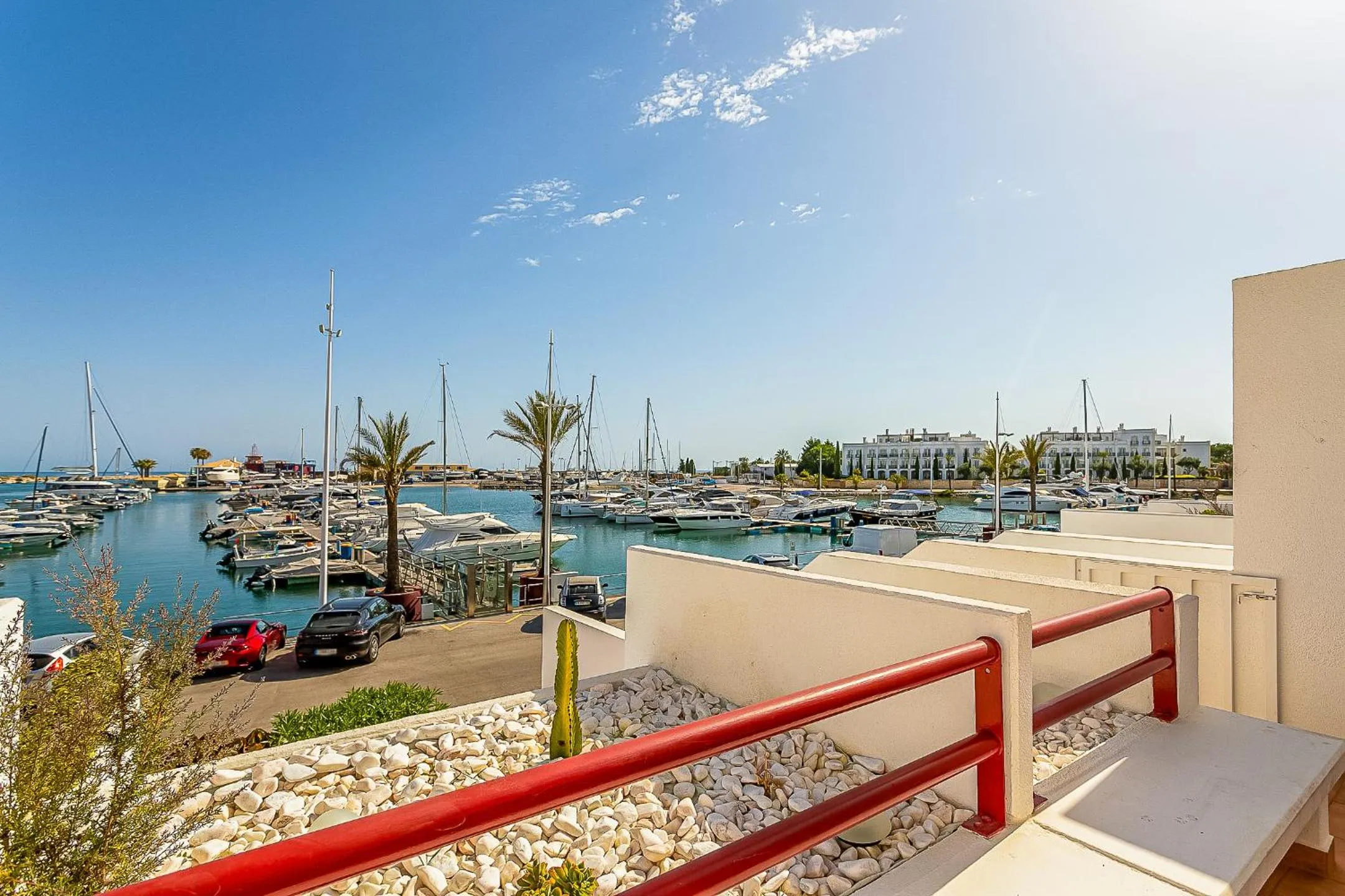 Onde a Marina é Casa T2 HsR Vilamarina