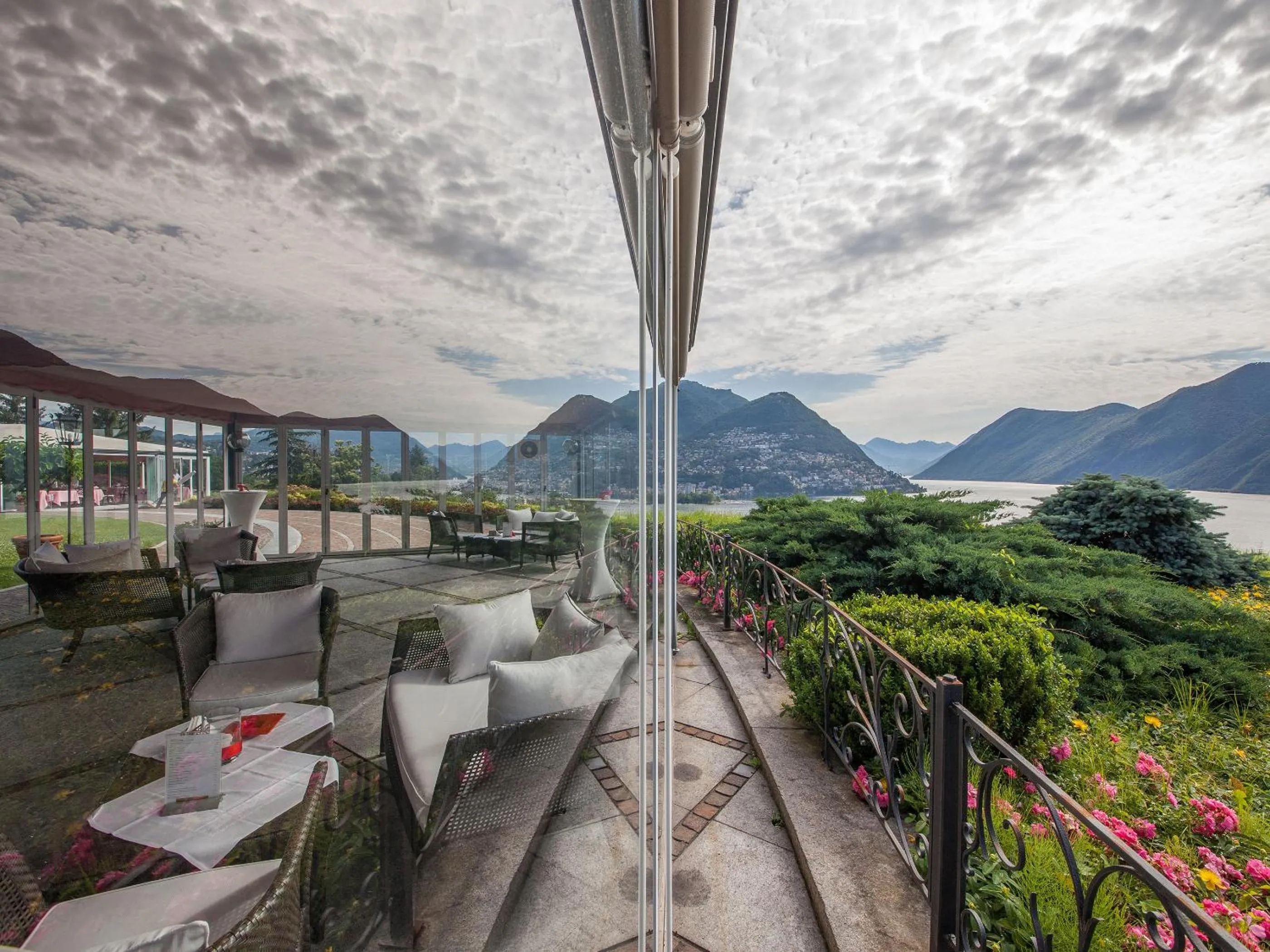 Banquet/Function facilities in Villa Principe Leopoldo