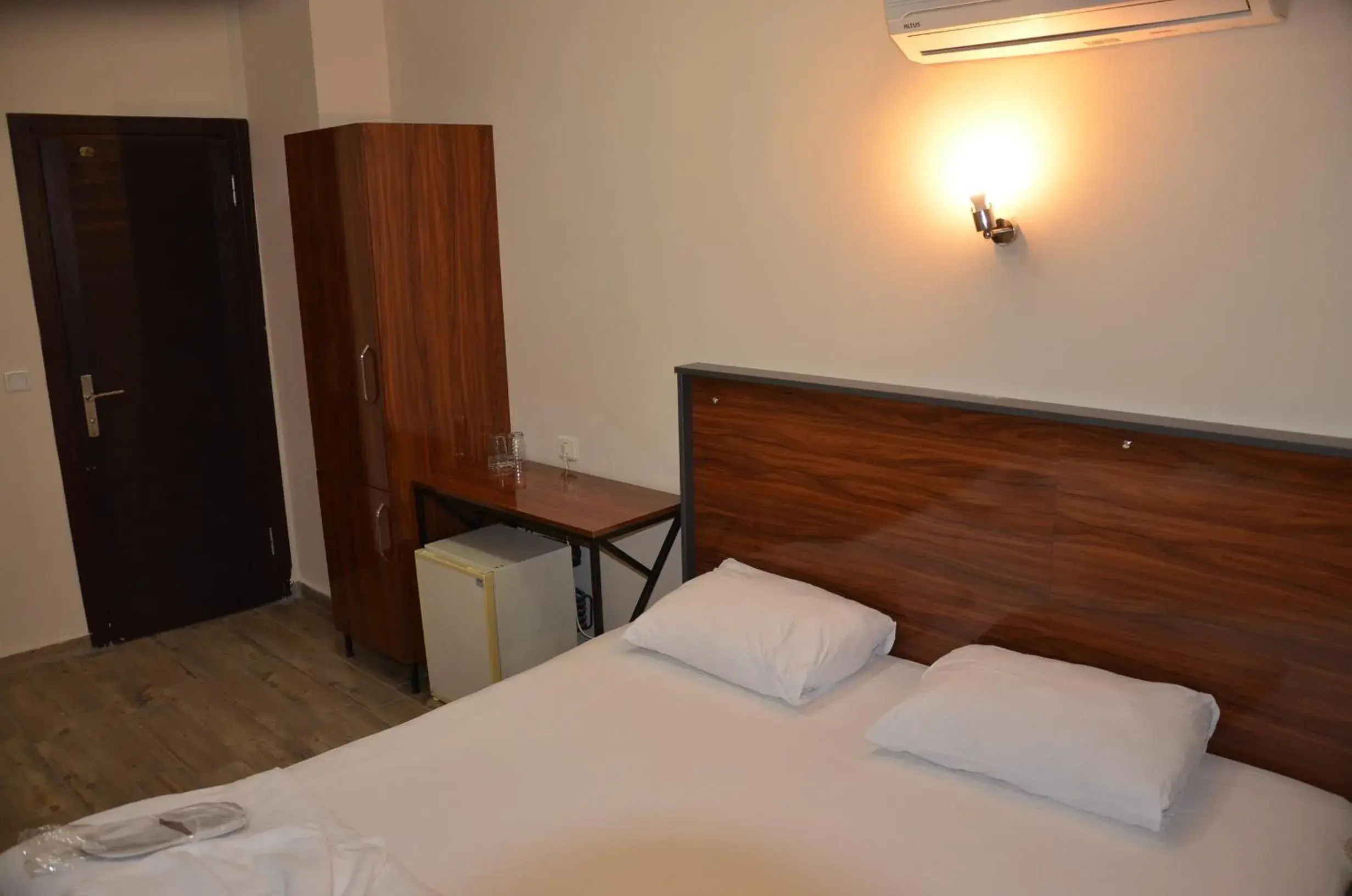 Photo of the whole room, Bed in Marka Hotel Photo of the whole room, Bed in Marka Hotel