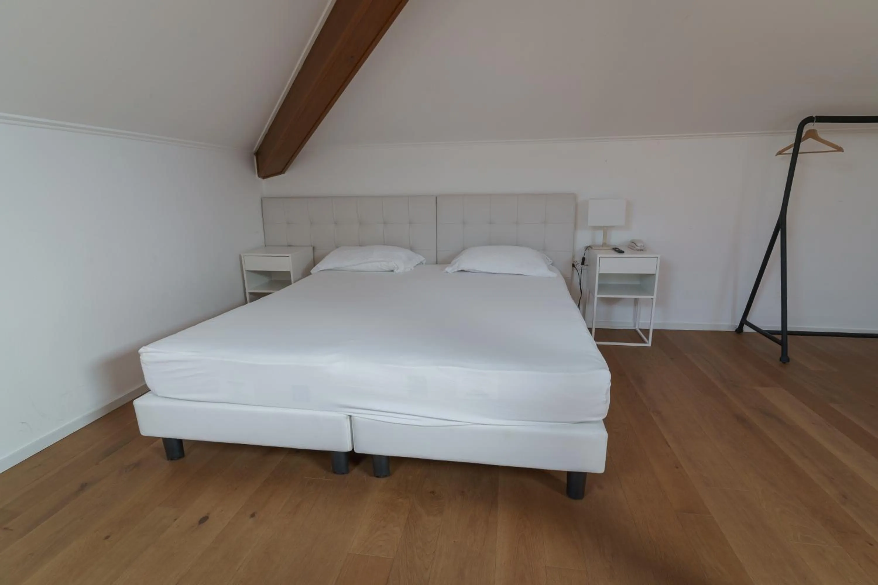 Bed in Hotel Morgana