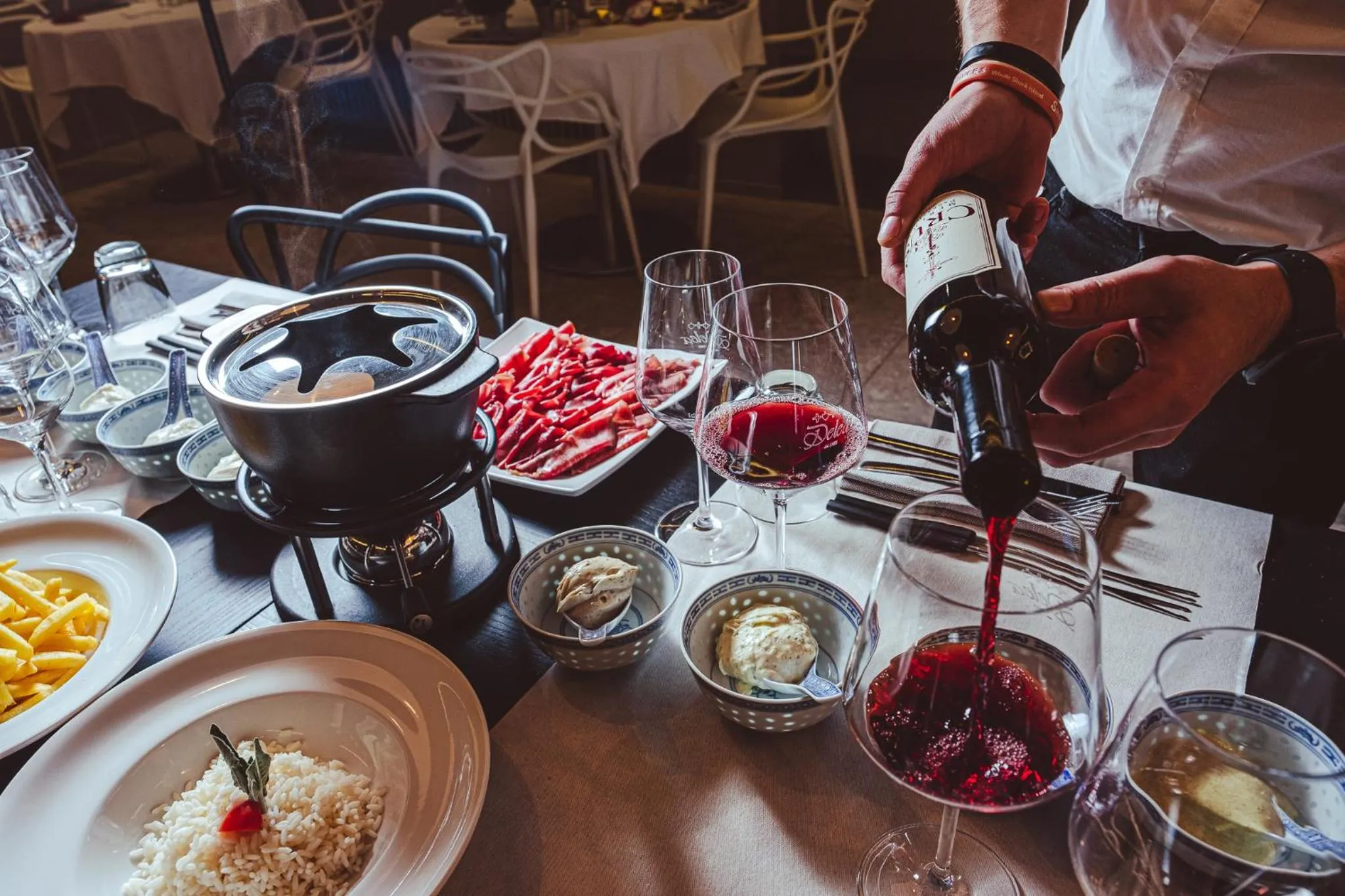 Restaurant/places to eat in Hotel Morgana