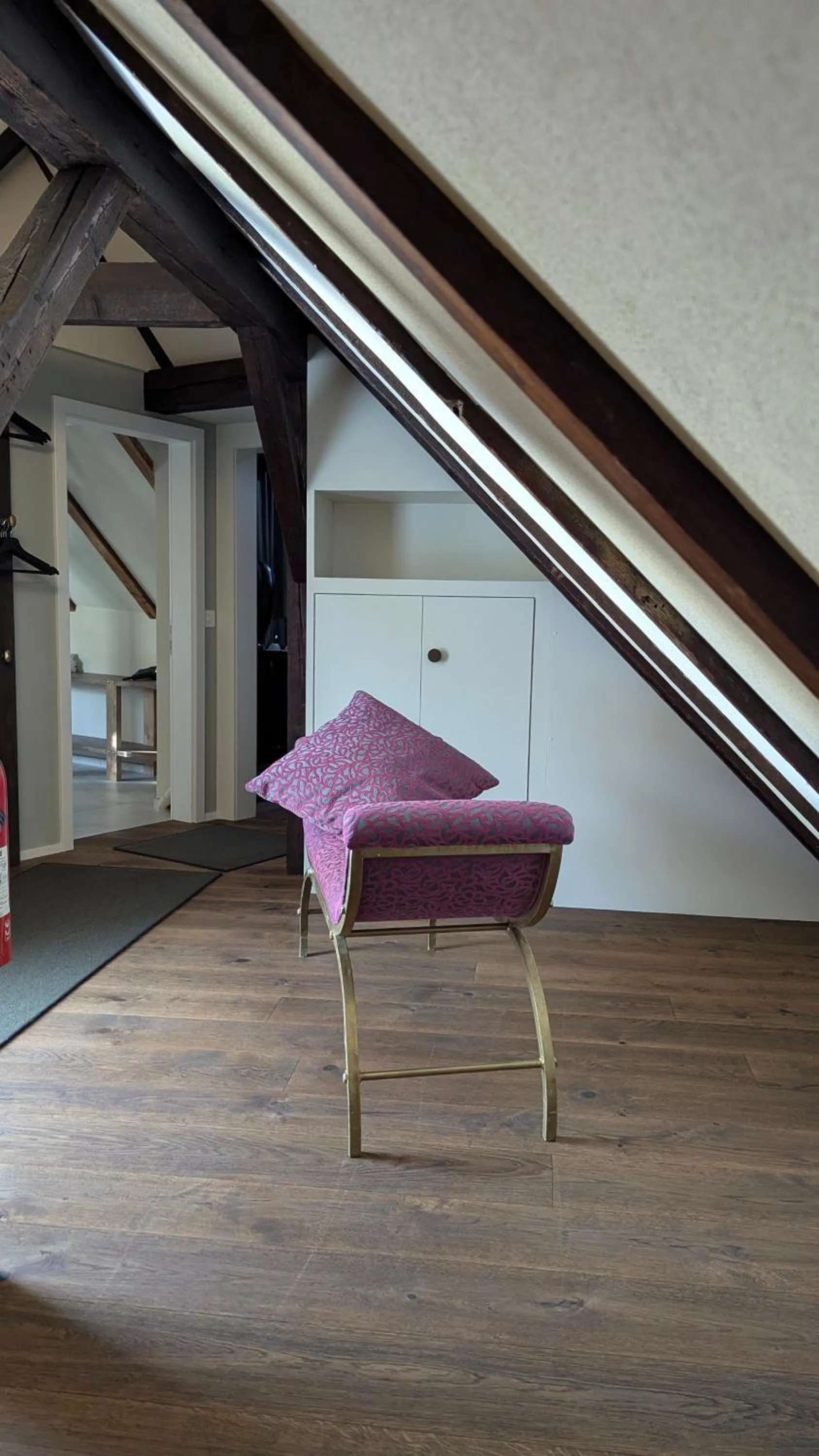 Photo of the whole room in Hotel De la Paix