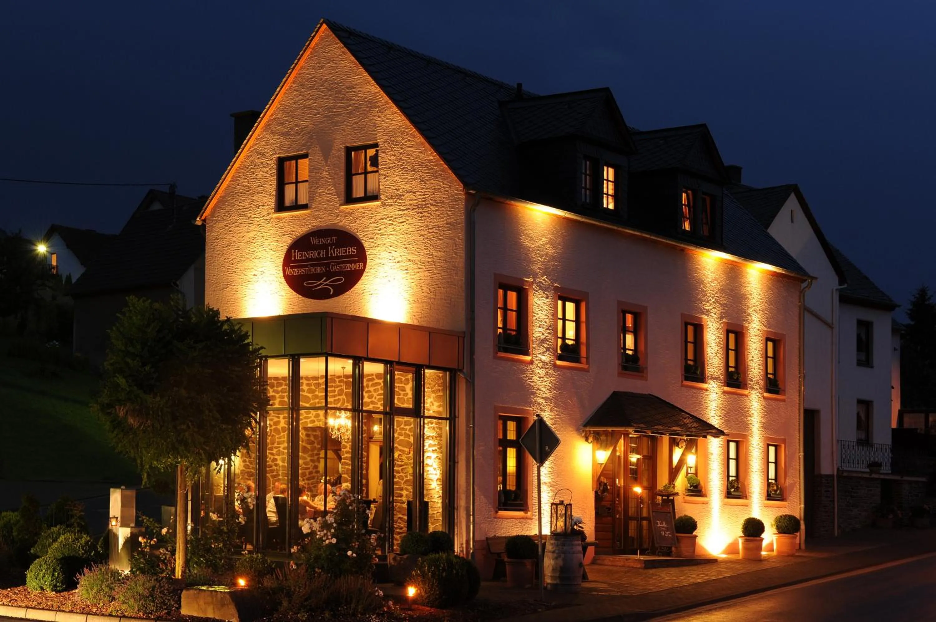 Property building in Winzerstübchen