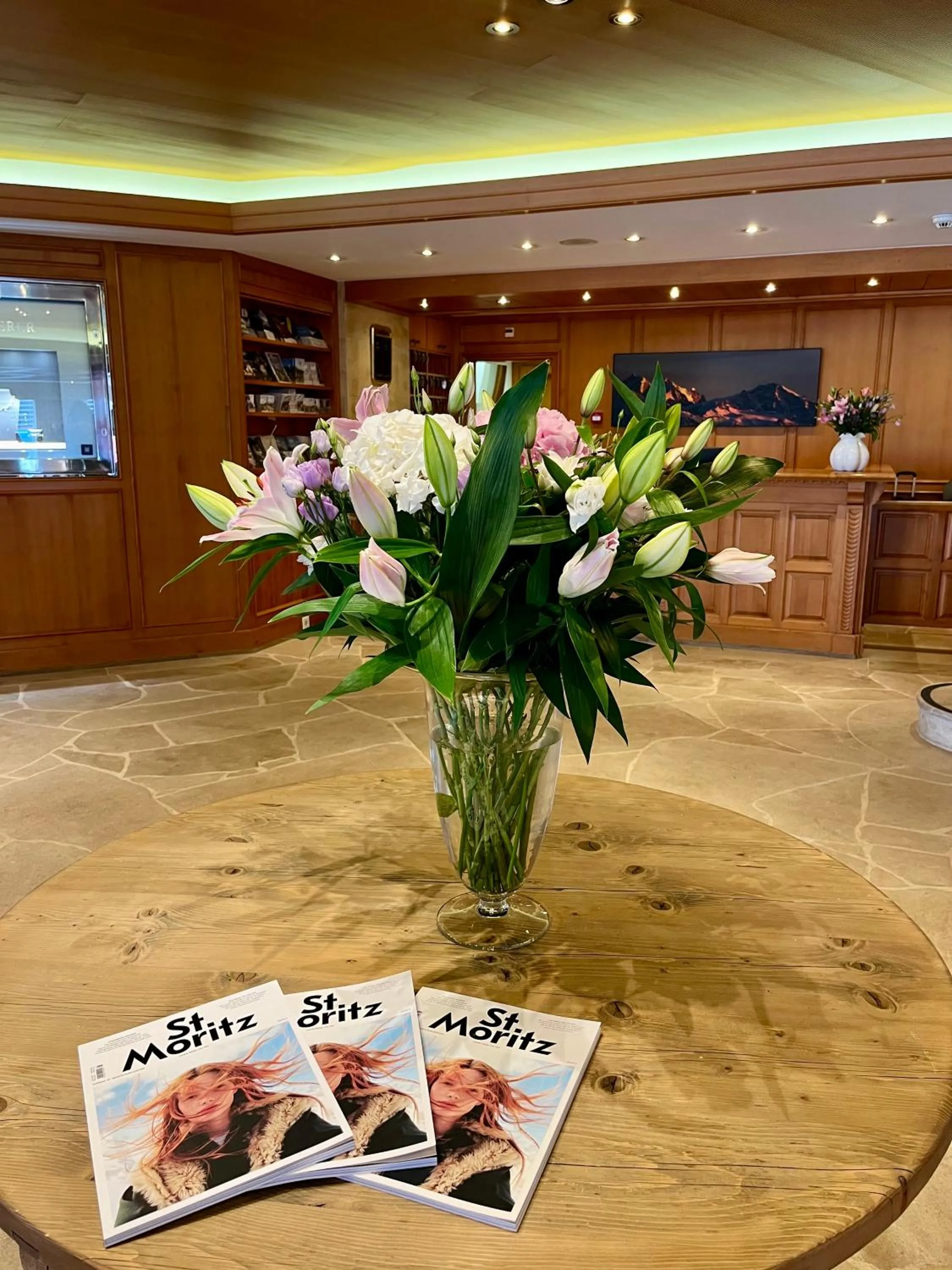 Lobby or reception in Crystal Hotel superior