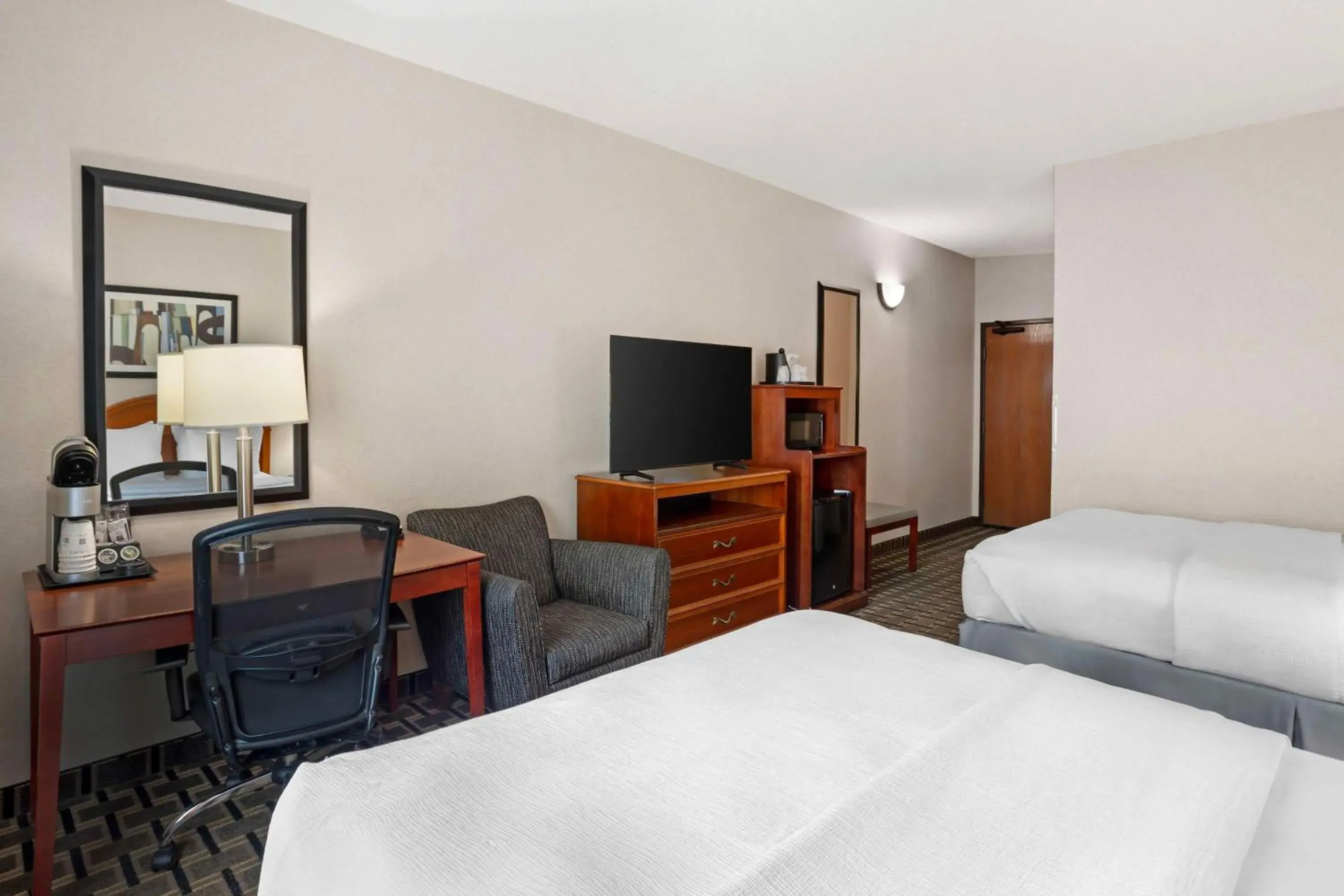 Queen Room with Two Queen Beds - Pet-Friendly/Non-Smoking in Best Western Plus Clearfield Queen Room with Two Queen Beds - Pet-Friendly/Non-Smoking in Best Western Plus Clearfield
