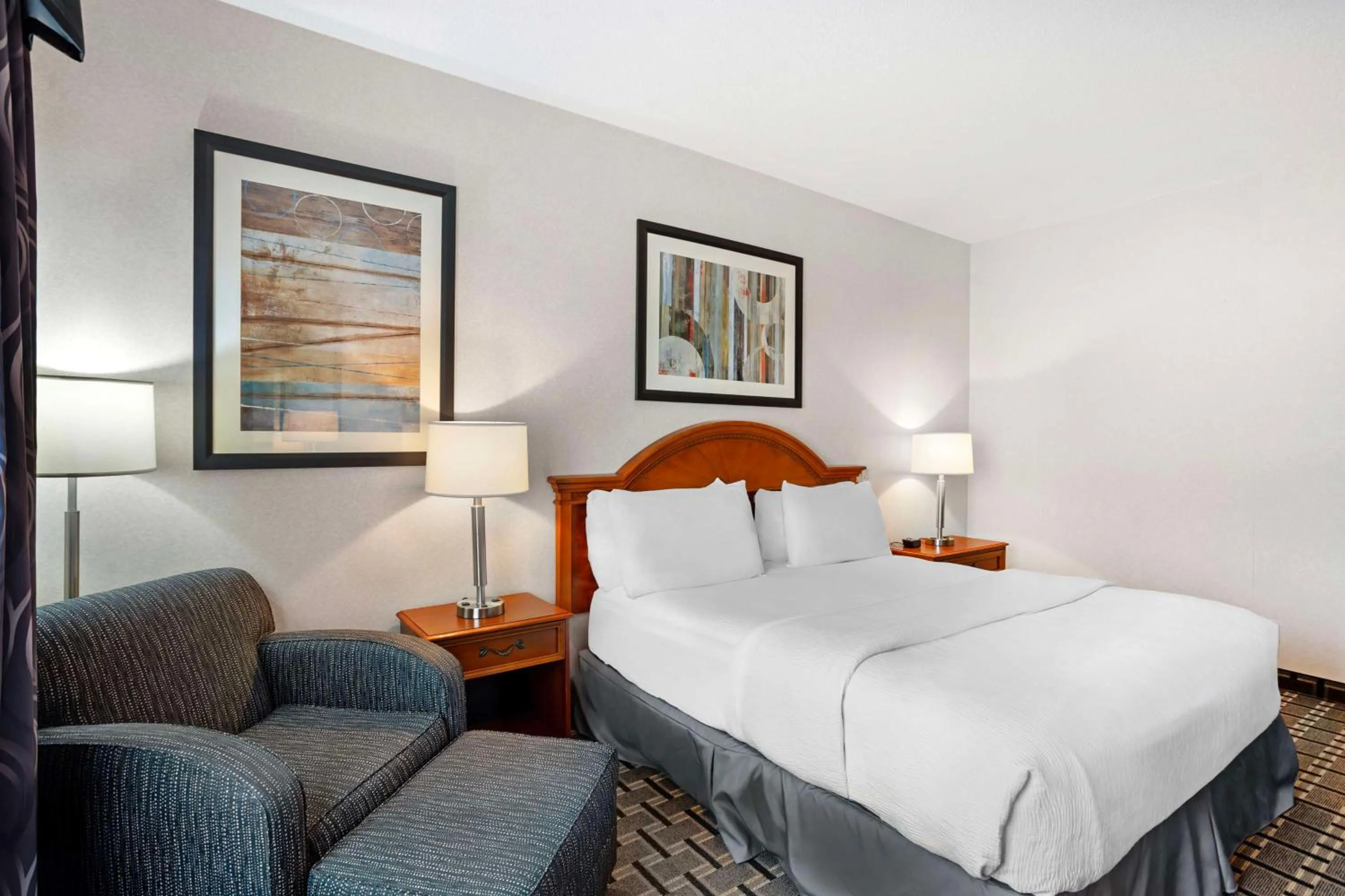 Bedroom, Bed in Best Western Plus Clearfield