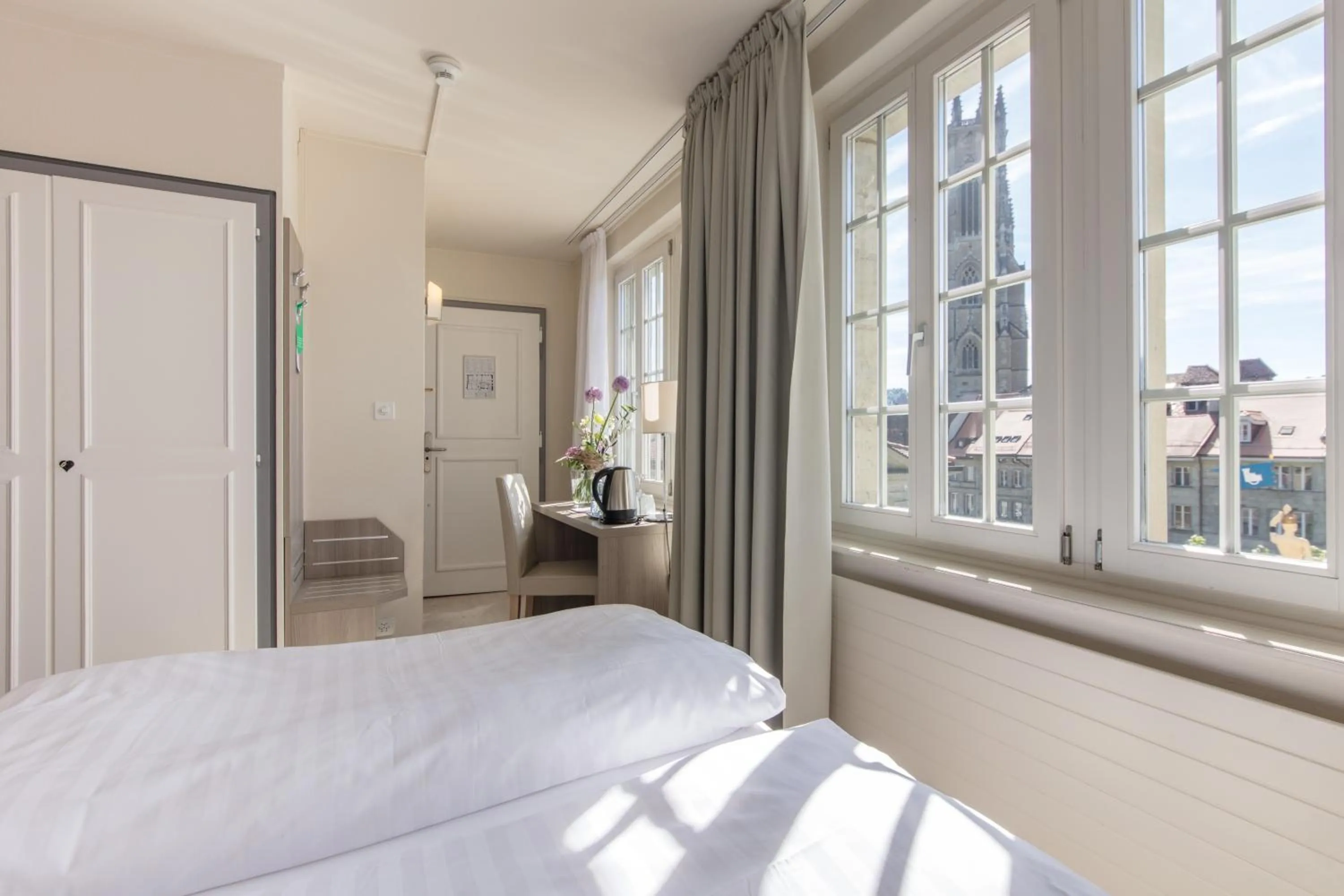 Bed in Hôtel de la Rose