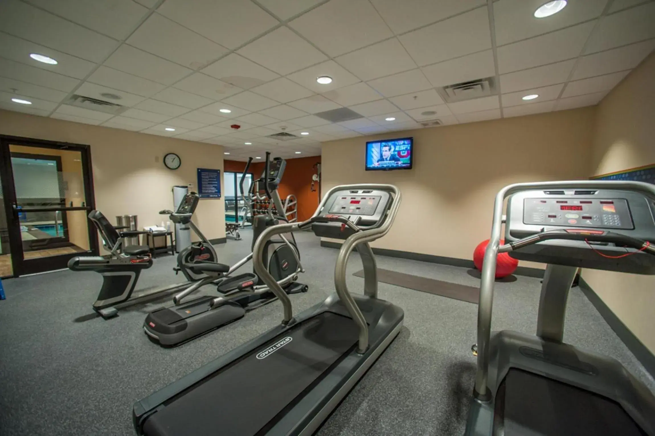 Fitness centre/facilities in Hampton Inn by Hilton Fort Morgan Fitness centre/facilities in Hampton Inn by Hilton Fort Morgan