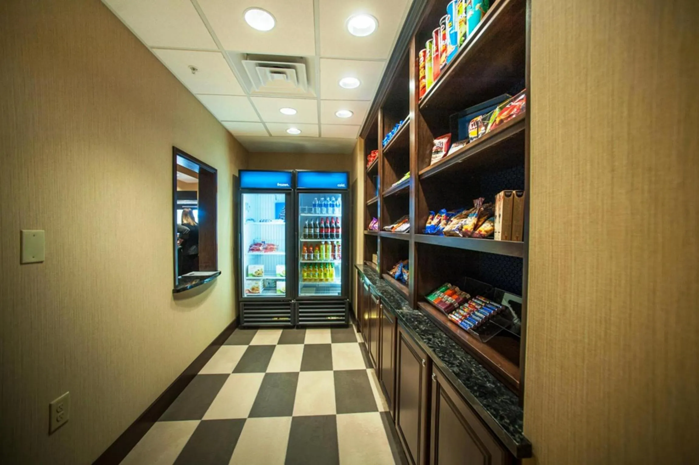 Restaurant/places to eat in Hampton Inn by Hilton Fort Morgan