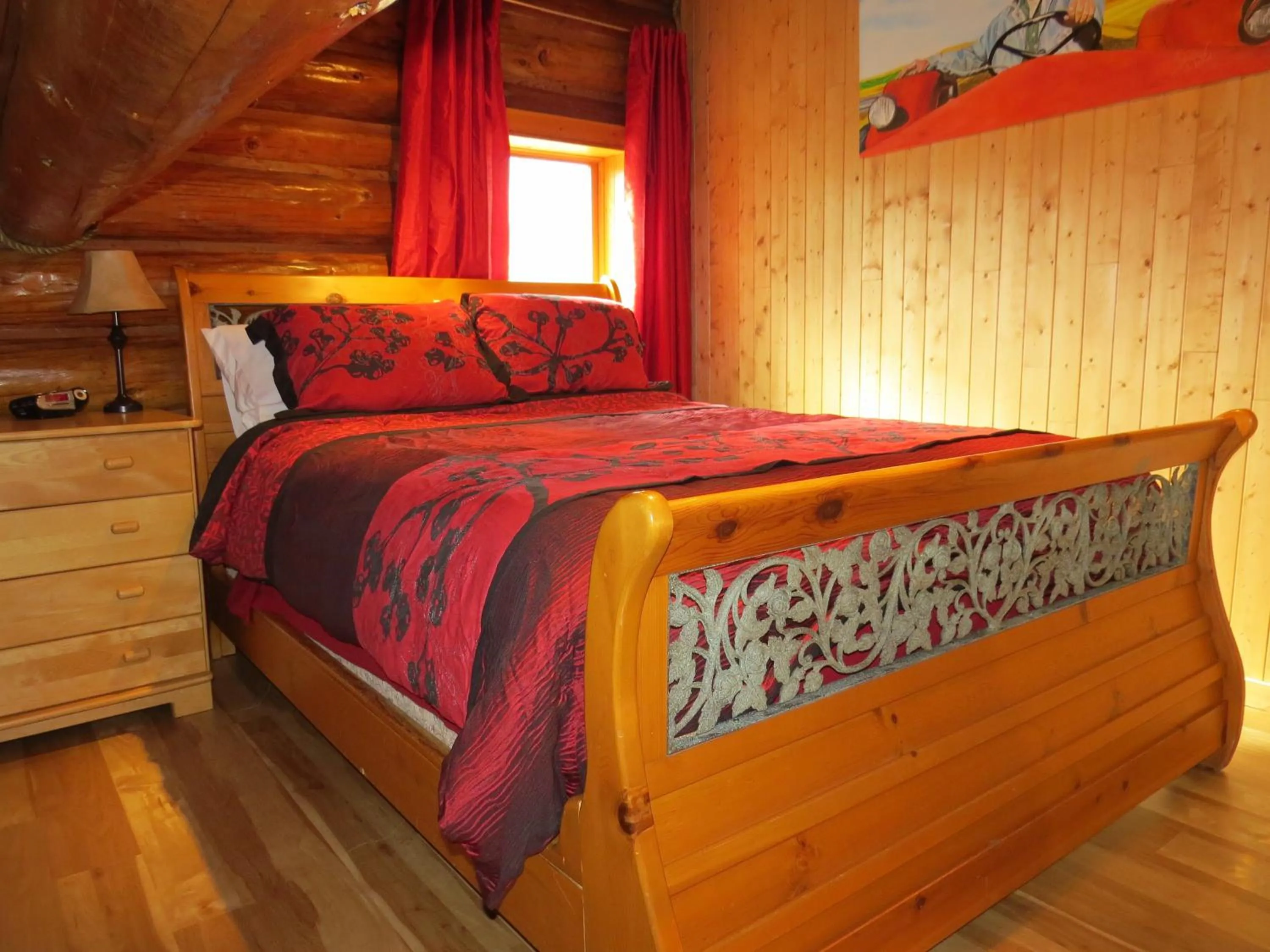 Bedroom in Handsome Dan's at Otter Point