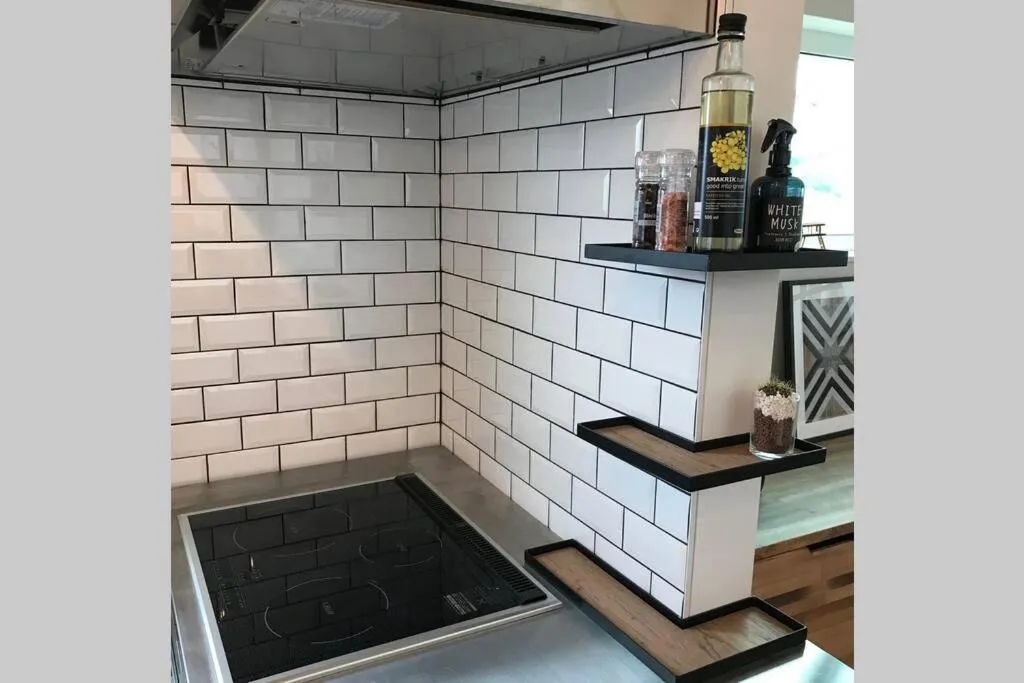 Antiques Inuyama -アンティークス犬山-