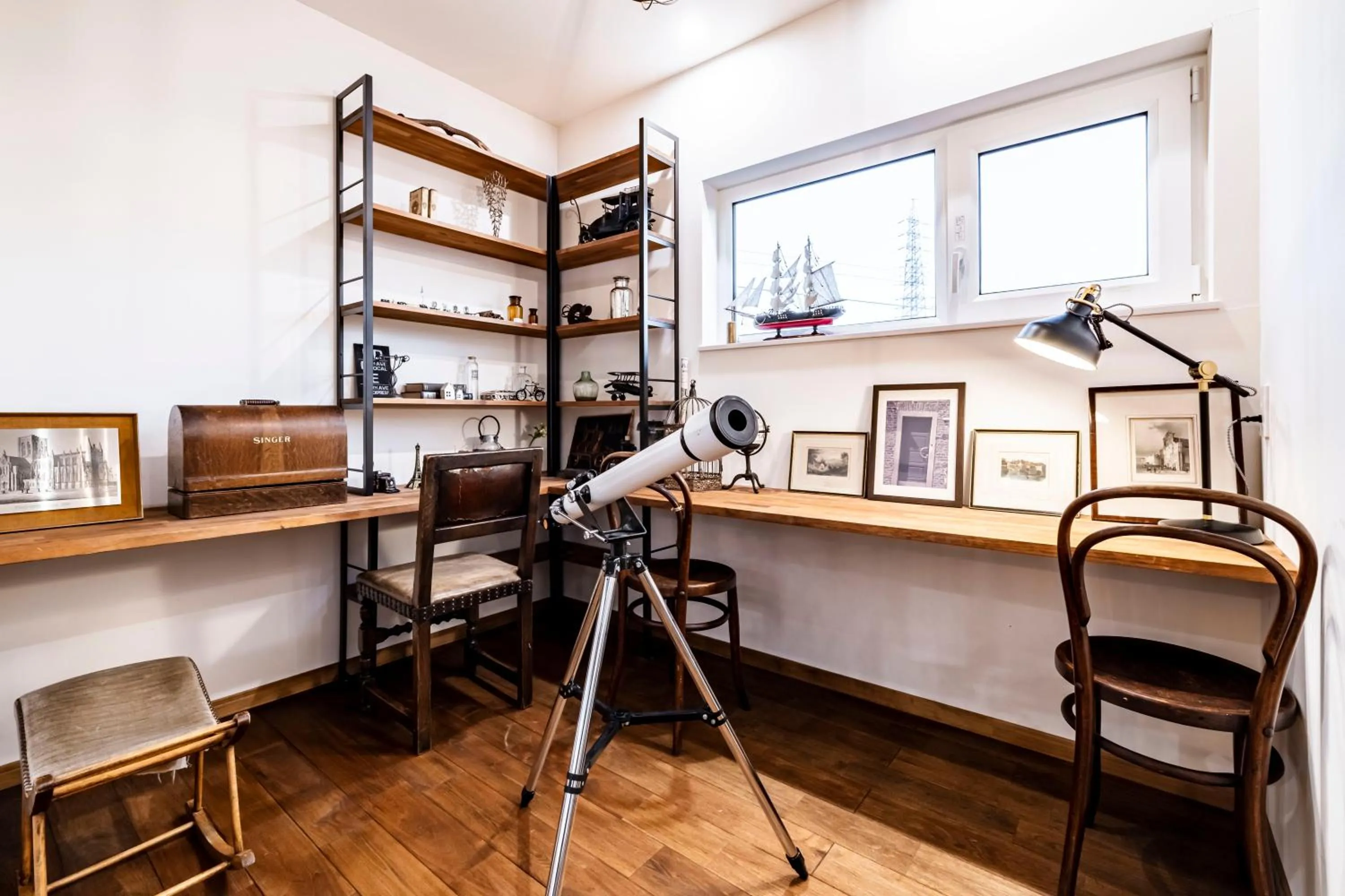 Antiques Inuyama -アンティークス犬山-