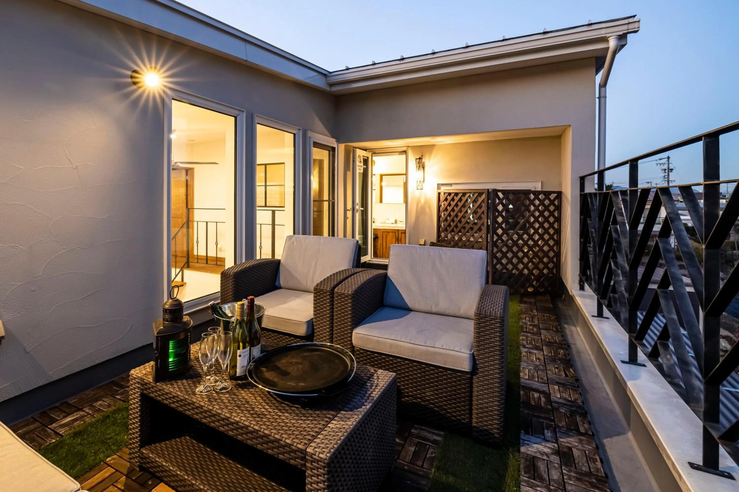 Antiques Inuyama -アンティークス犬山-