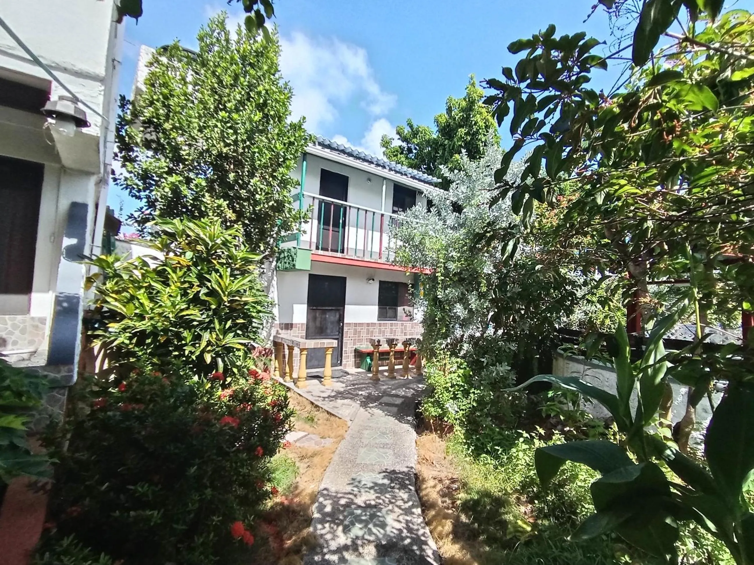 Property building in Hospedaje Turistico Angula Place