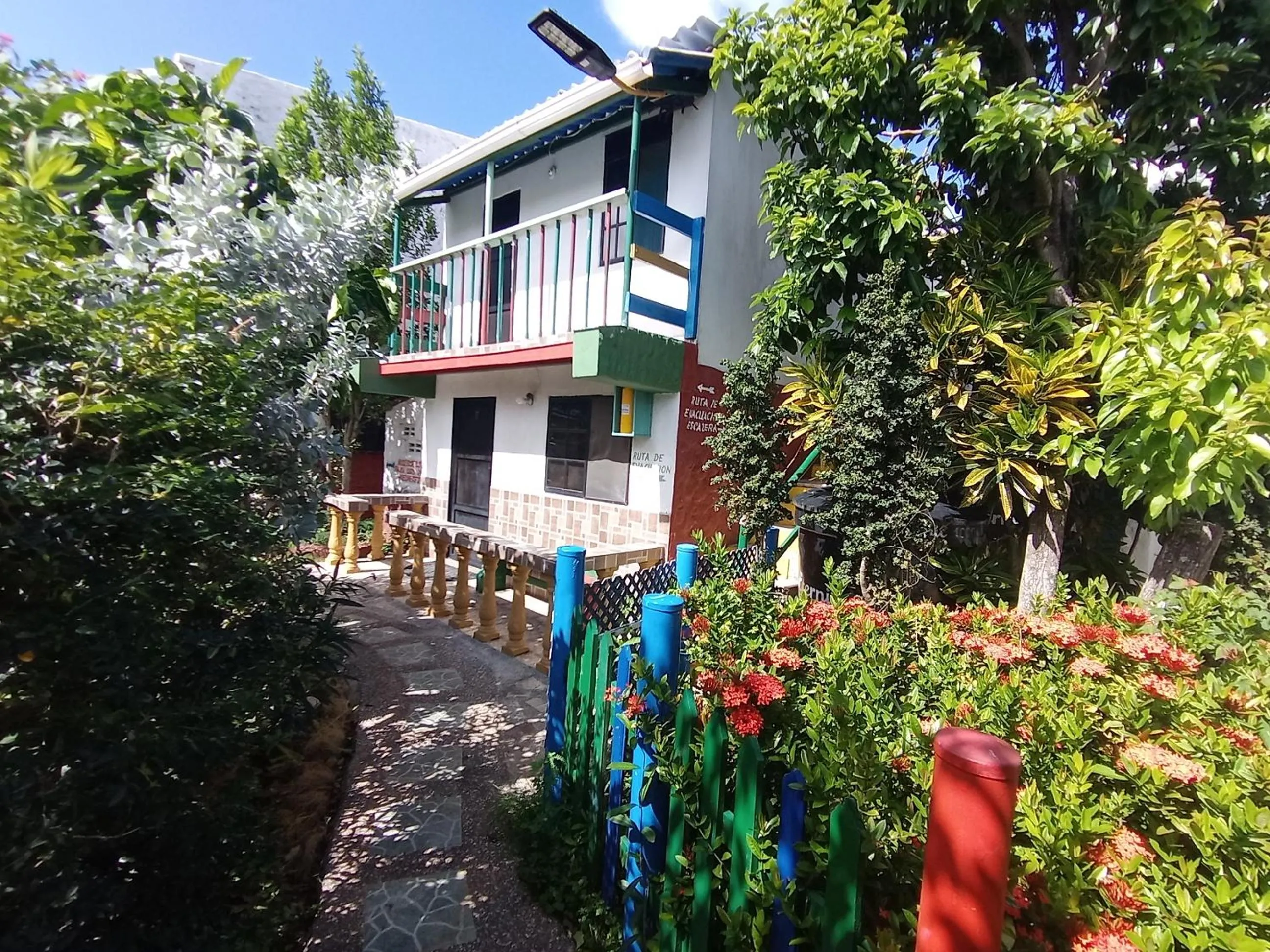 Property building in Hospedaje Turistico Angula Place