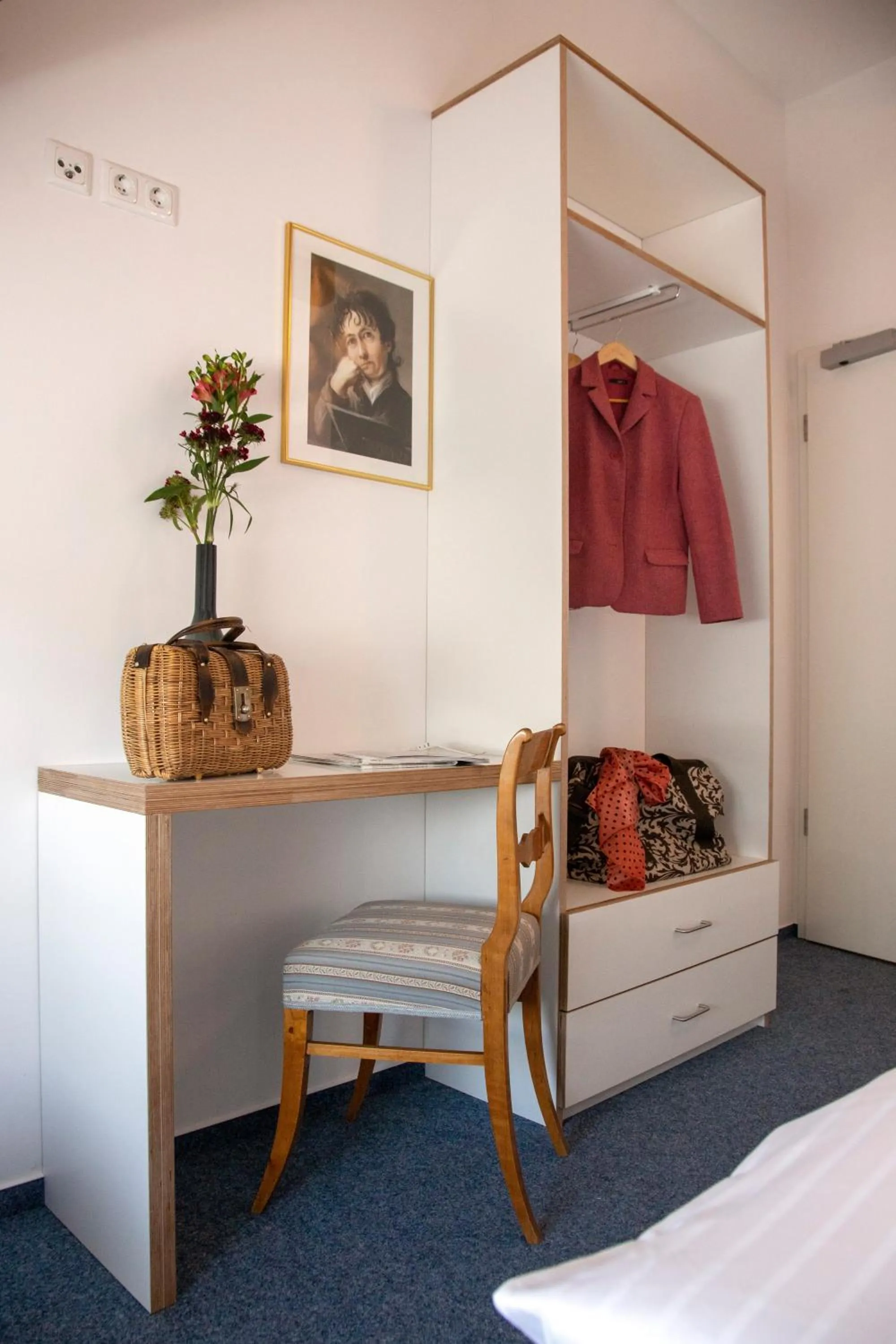 Seating area, Bed in Gästehaus Reckahn der Rochow Akademie