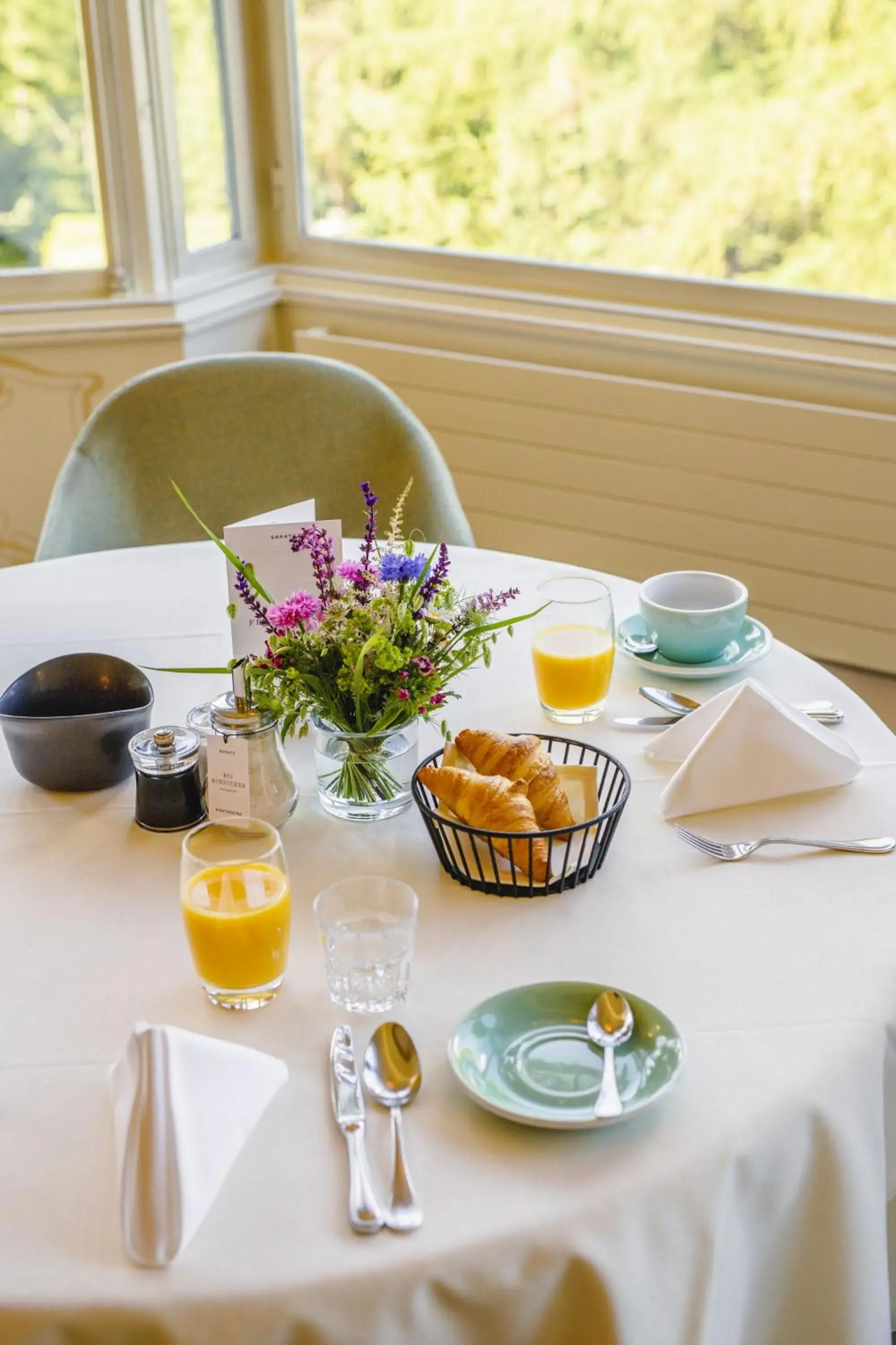 Breakfast in Hotel Saratz Pontresina Mountain Resort & Spa Breakfast in Hotel Saratz Pontresina Mountain Resort & Spa