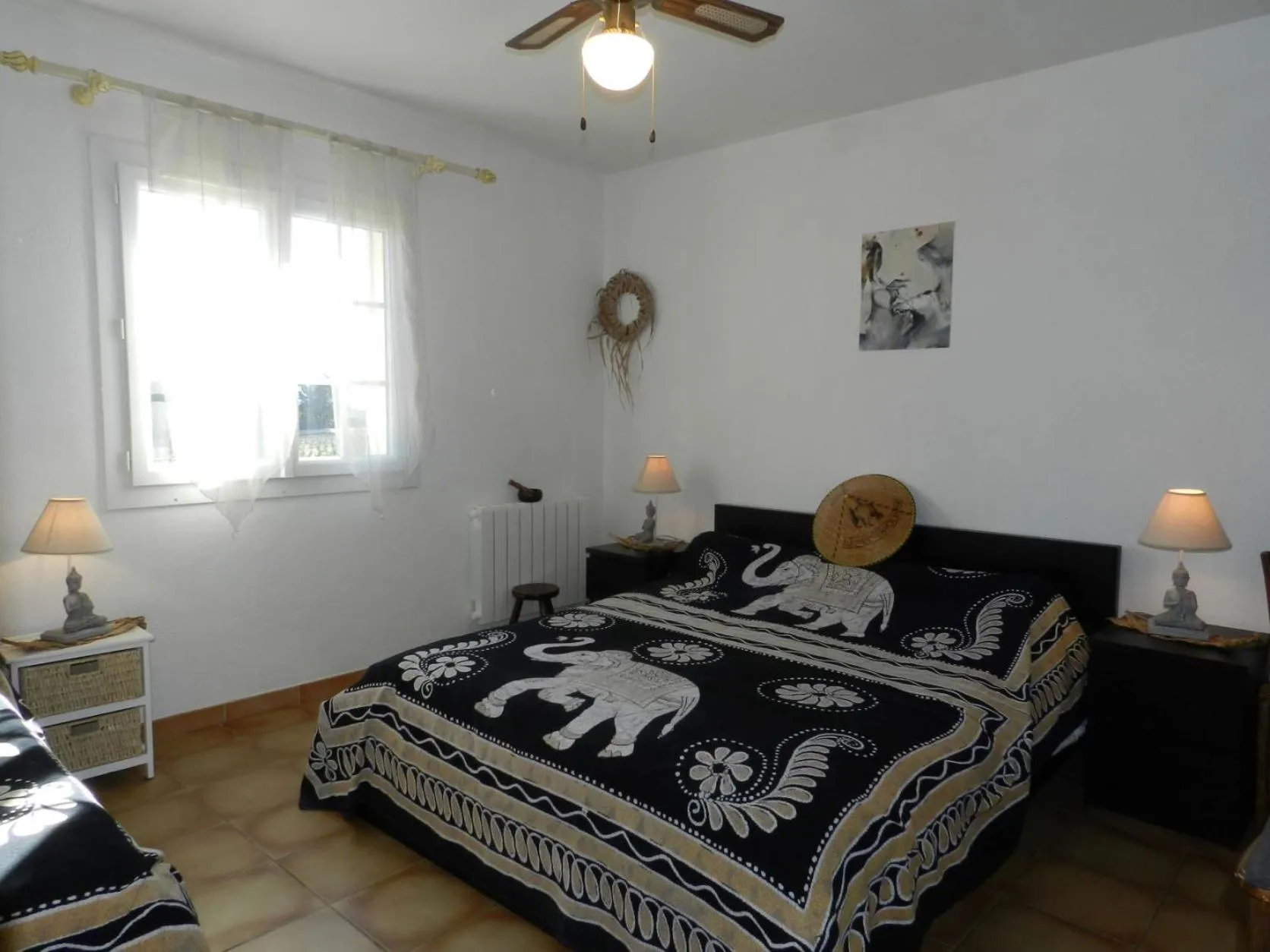 Bed in La Bastide Neuve des Oliviers